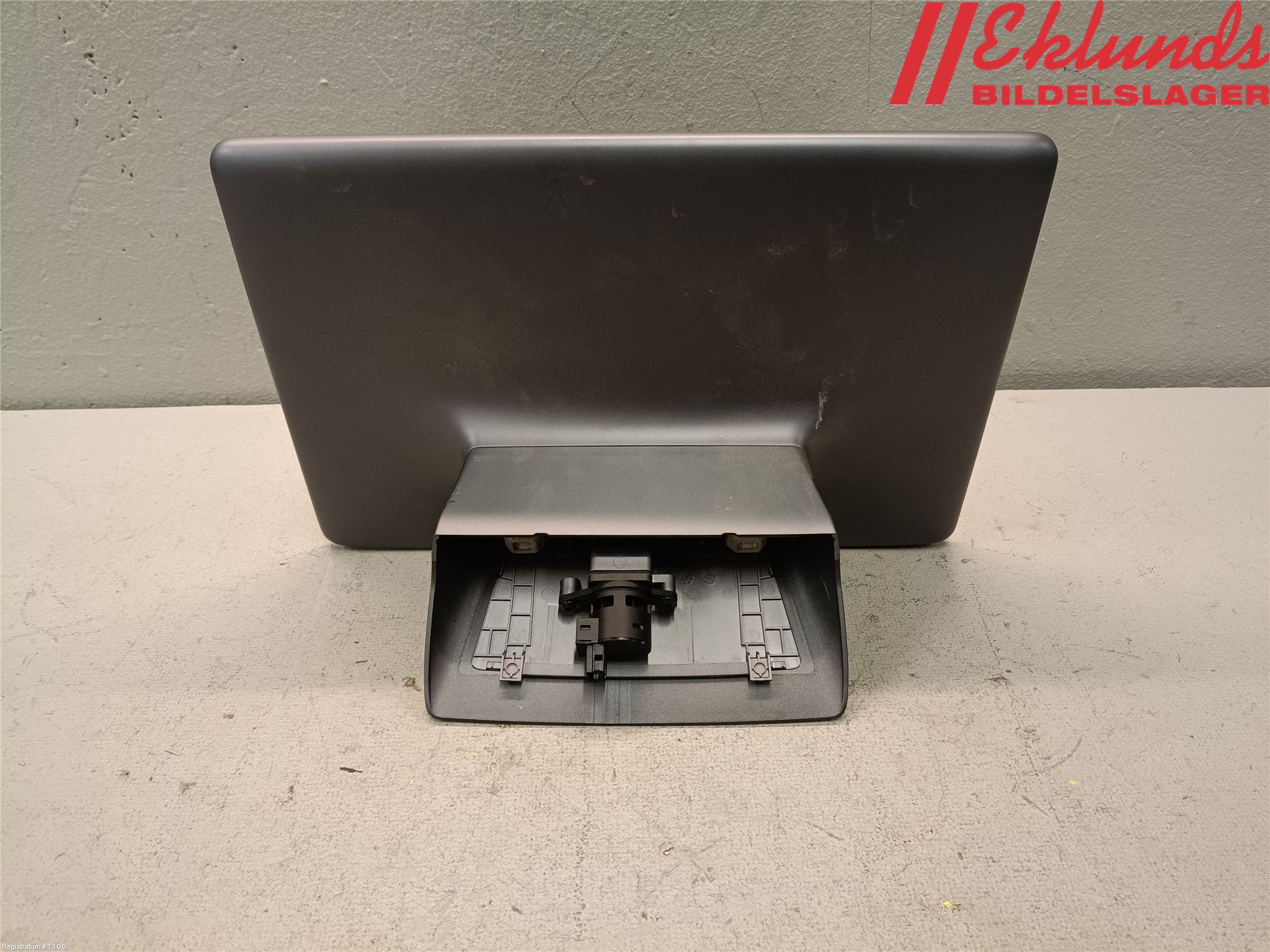 Tesla MODEL 3 17- Multifunktionsdisplay