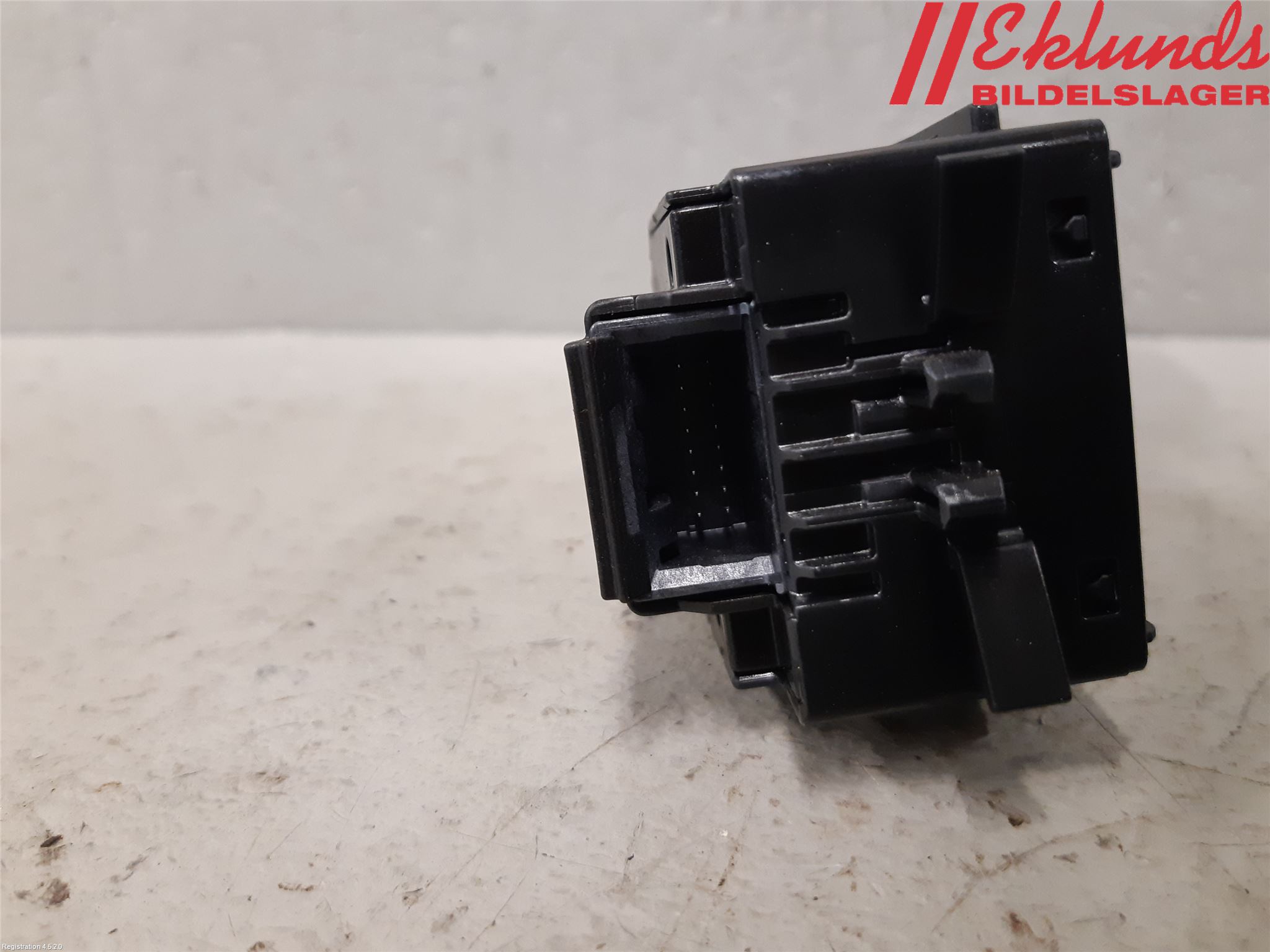 Toyota YARIS XP21 20- Spak Torkar-Spolomk