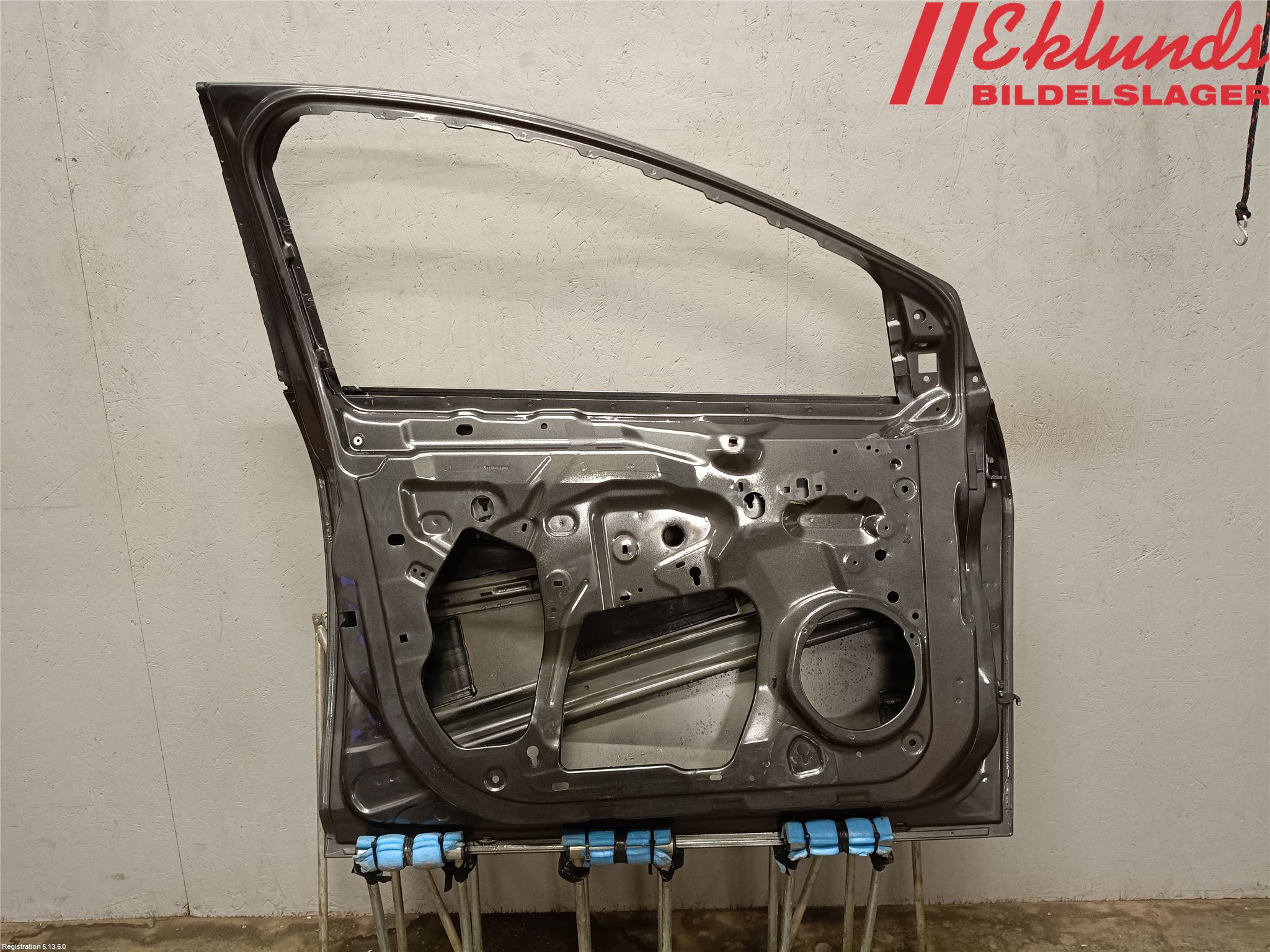 Ford FOCUS 15-18 Dörr Fram Vänster