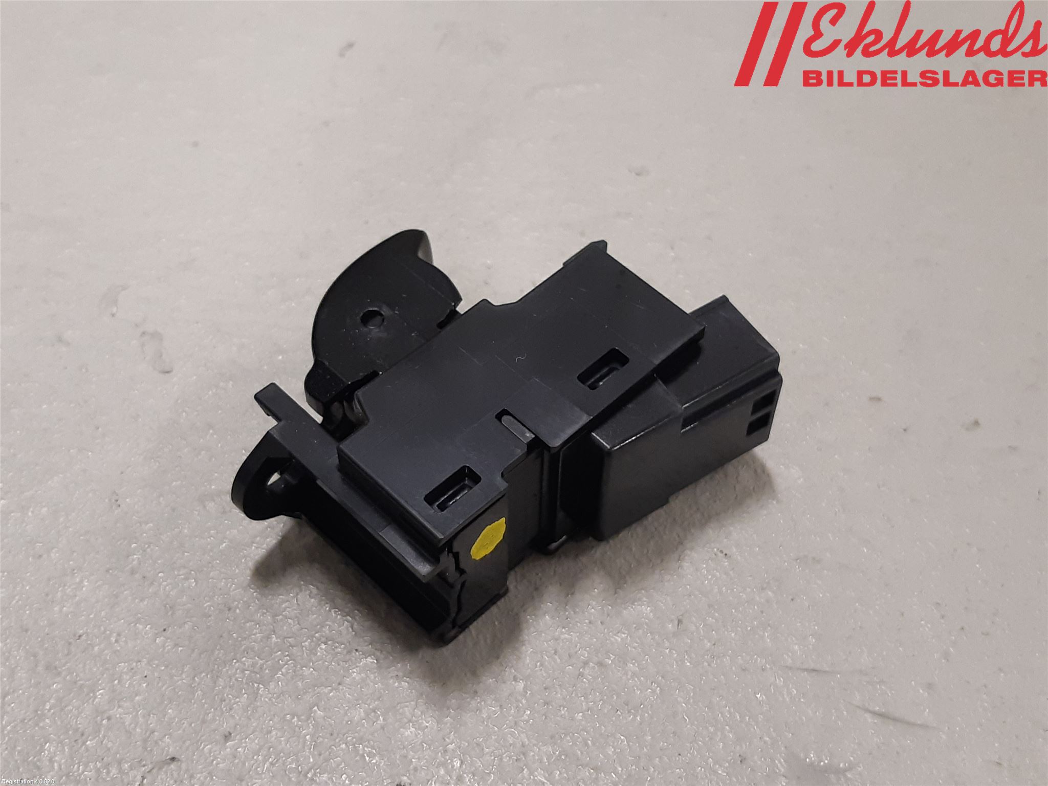 Volvo V90 17->> Strömställare Elhiss