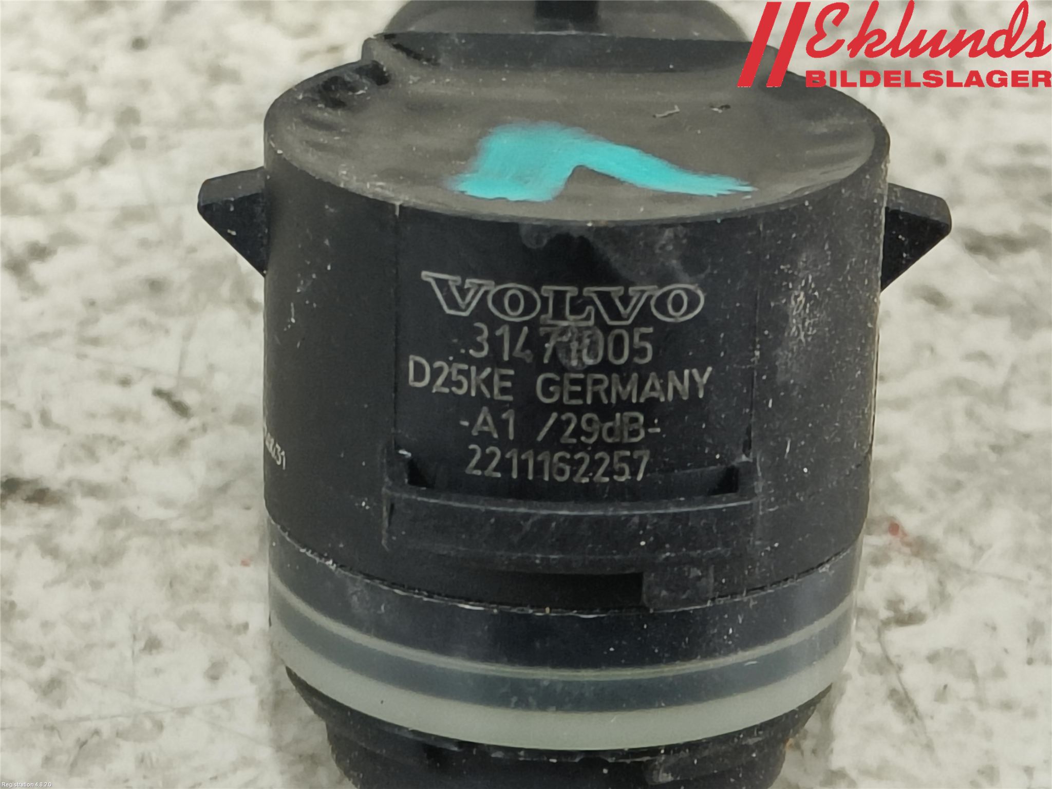 Volvo XC90/RECHARGE 16- Parkeringshjälp Frontsensor