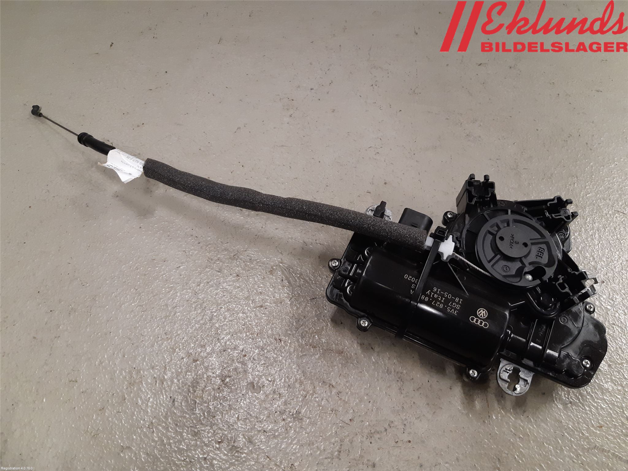 Audi A4/S4 B9 16-19 Bakluckeöppnare Automatisk