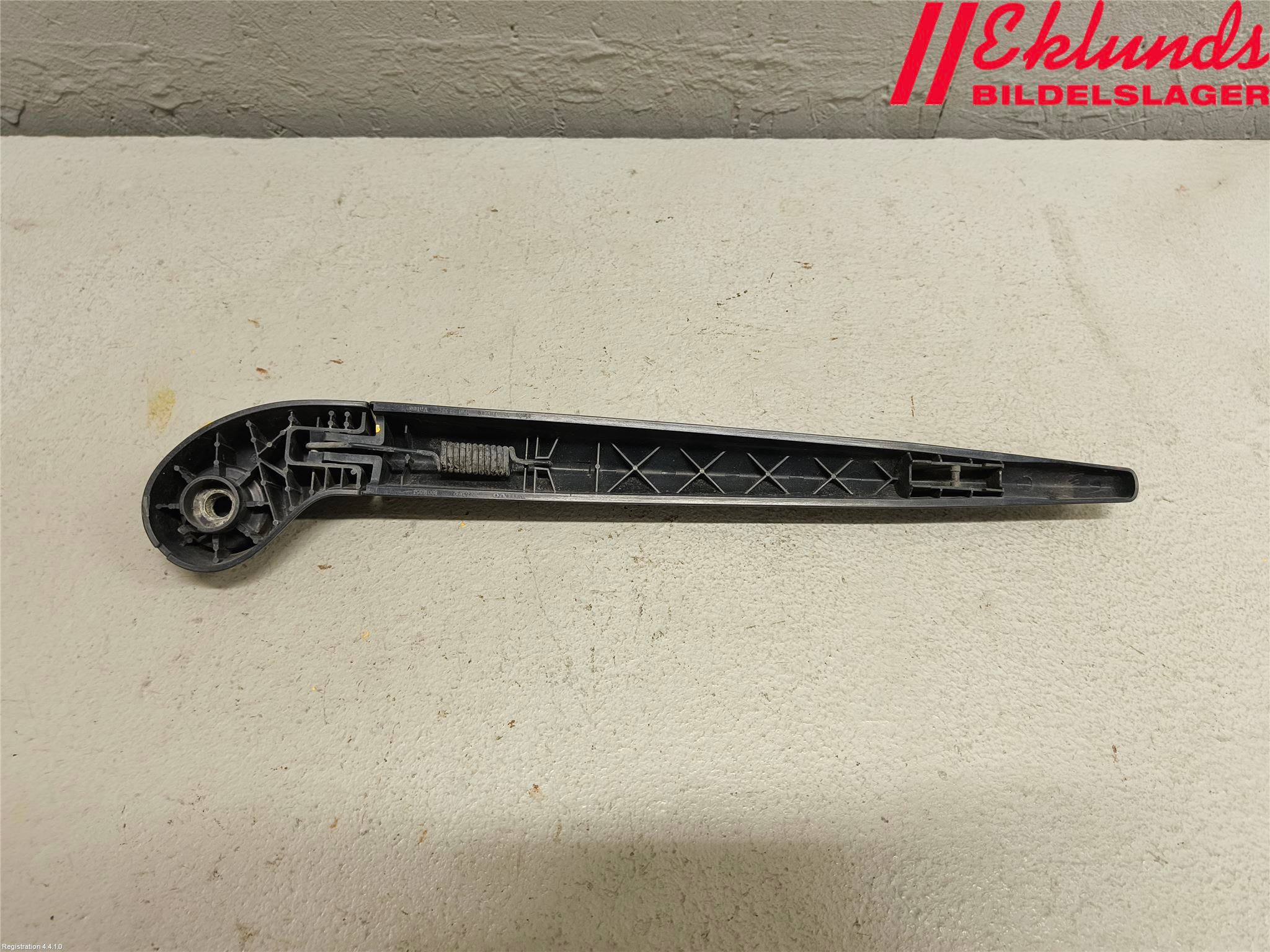 Volvo V70 08-13 Torkararm-Bakruta