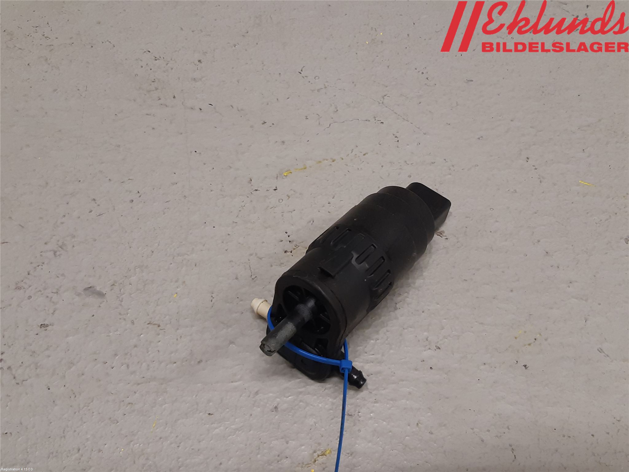 Volkswagen VW GOLF VI 09-13 Spolarpump Vindruta