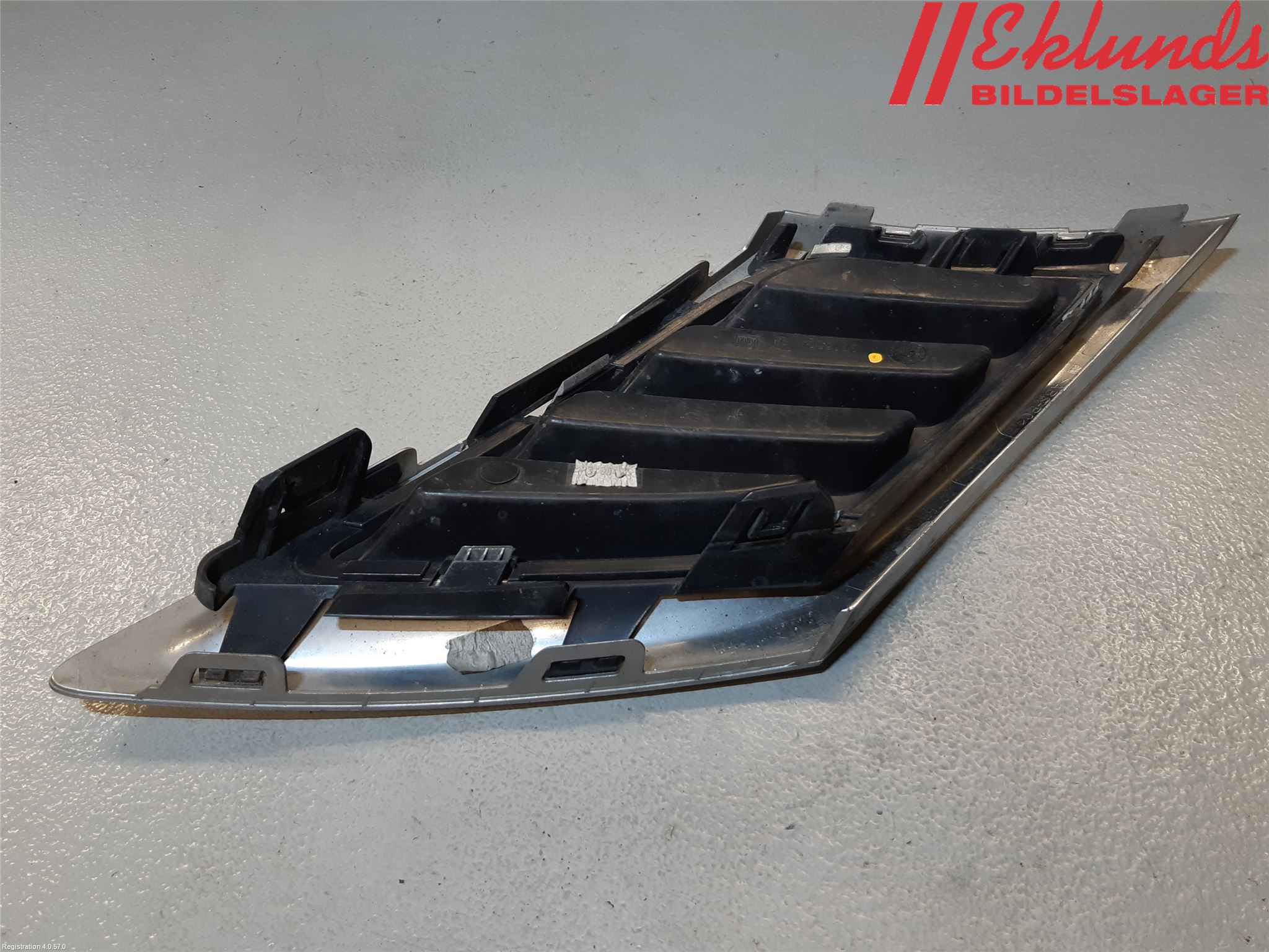 Saab 9-3 VER2/VER3 08-15 Grilldel Höger