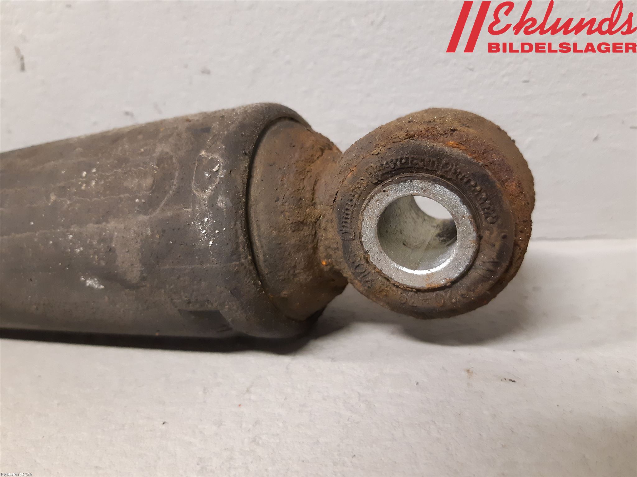 Iveco DAILY 14->> Stötdämpare Bak