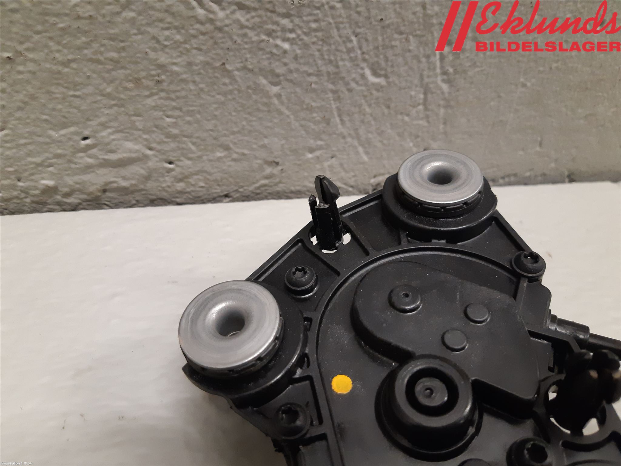 Volvo XC60 18- Låskista Baklucka