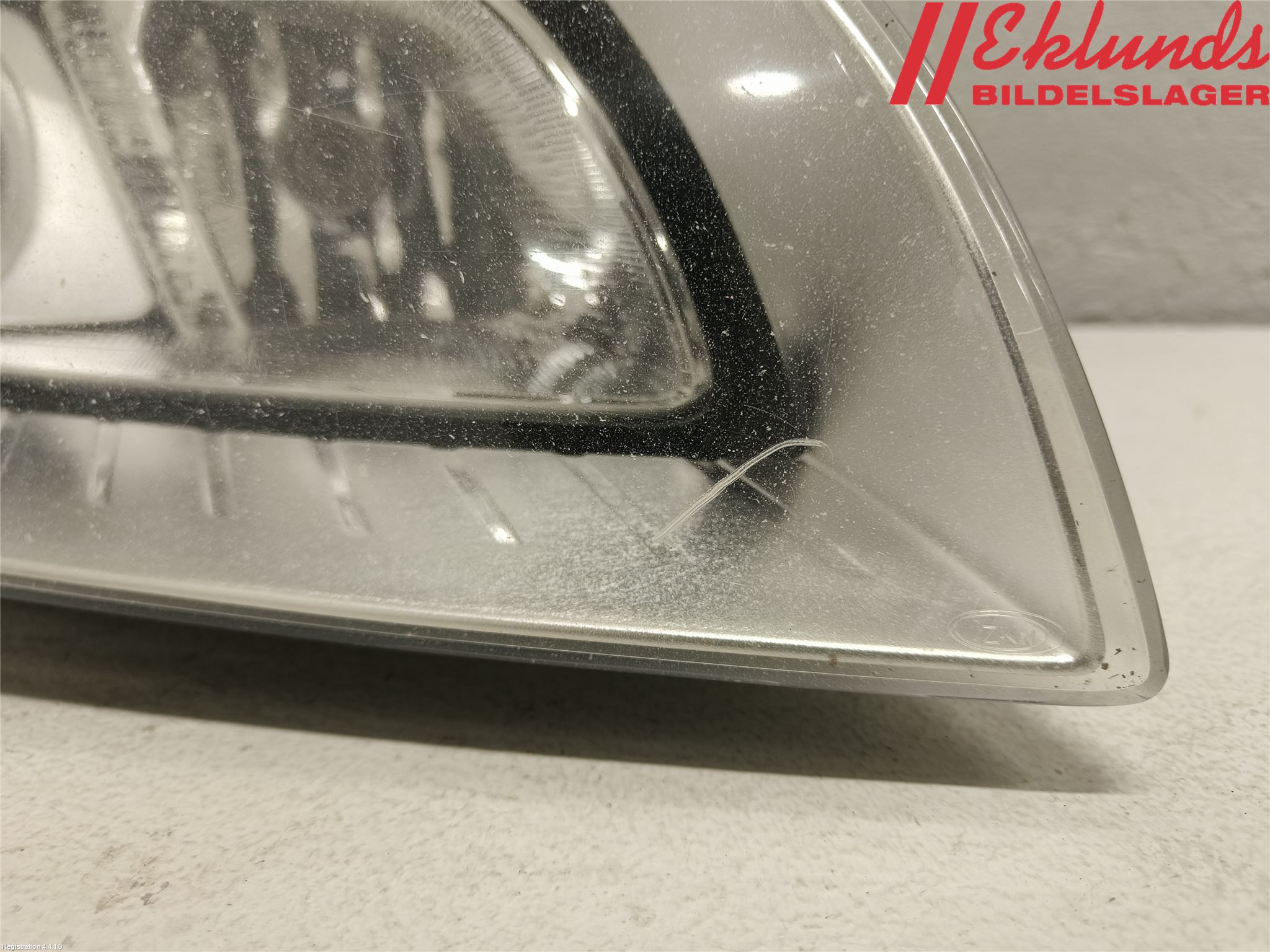 Volvo V70 08-13 Strålkastare Höger