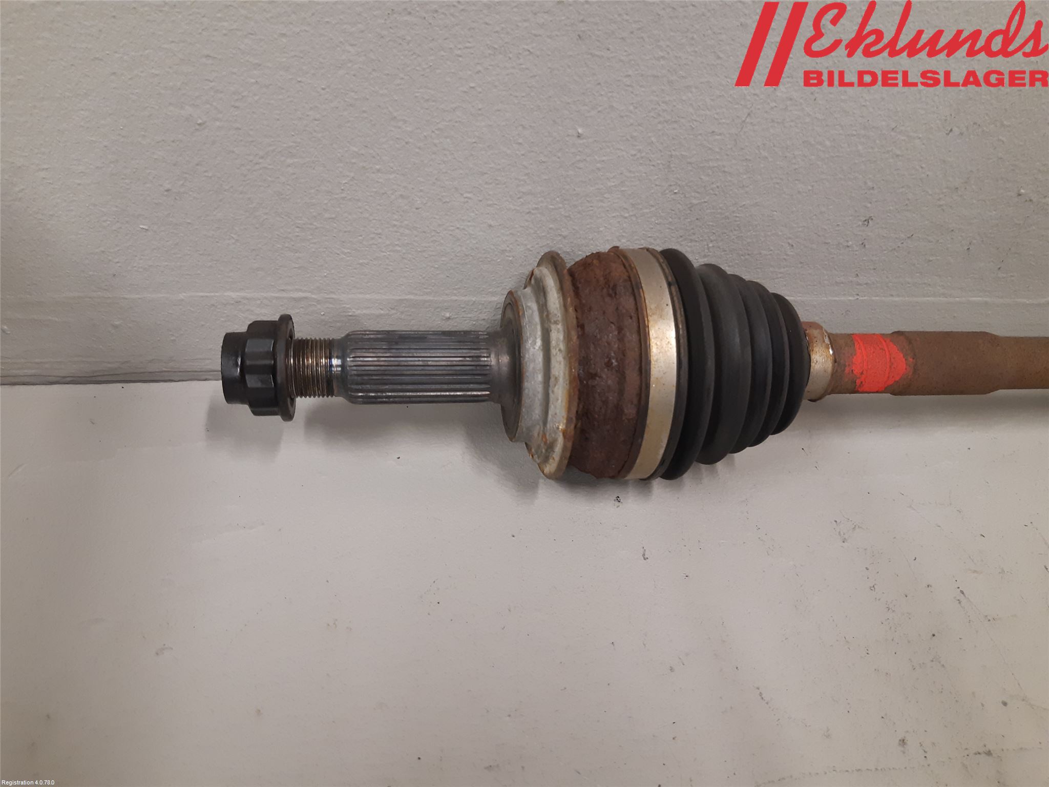Toyota URBAN CRUISER Drivaxel Fram Vänster