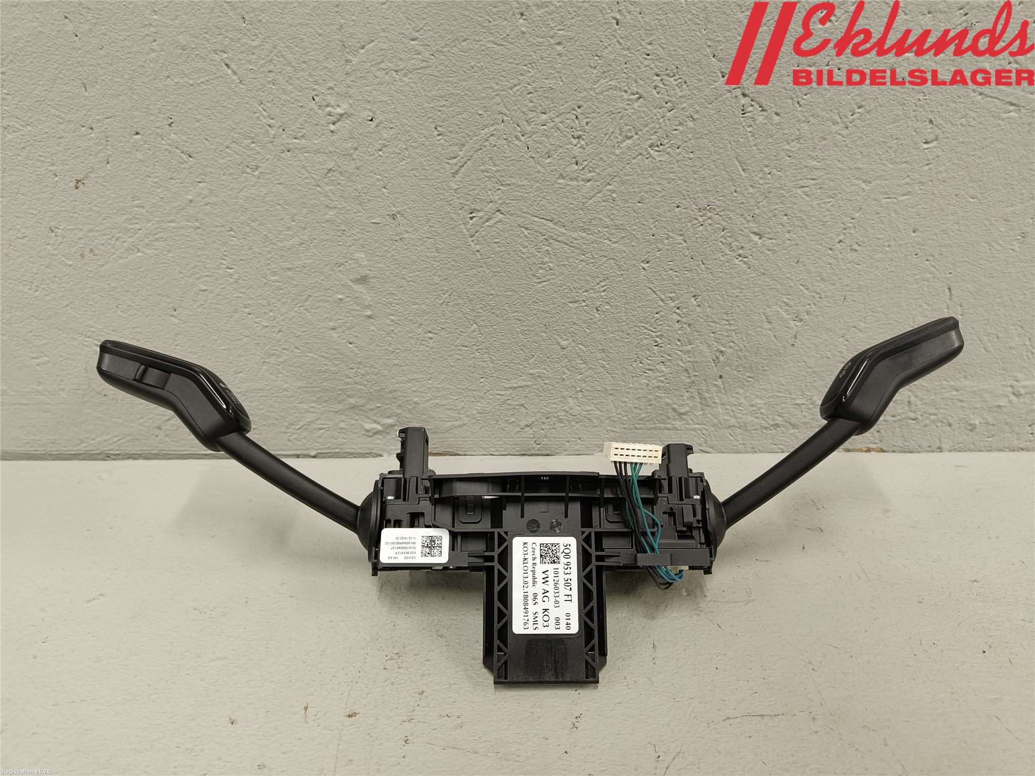 Volkswagen VW GOLF / E-GOLF VII 13-20 Spakcentral