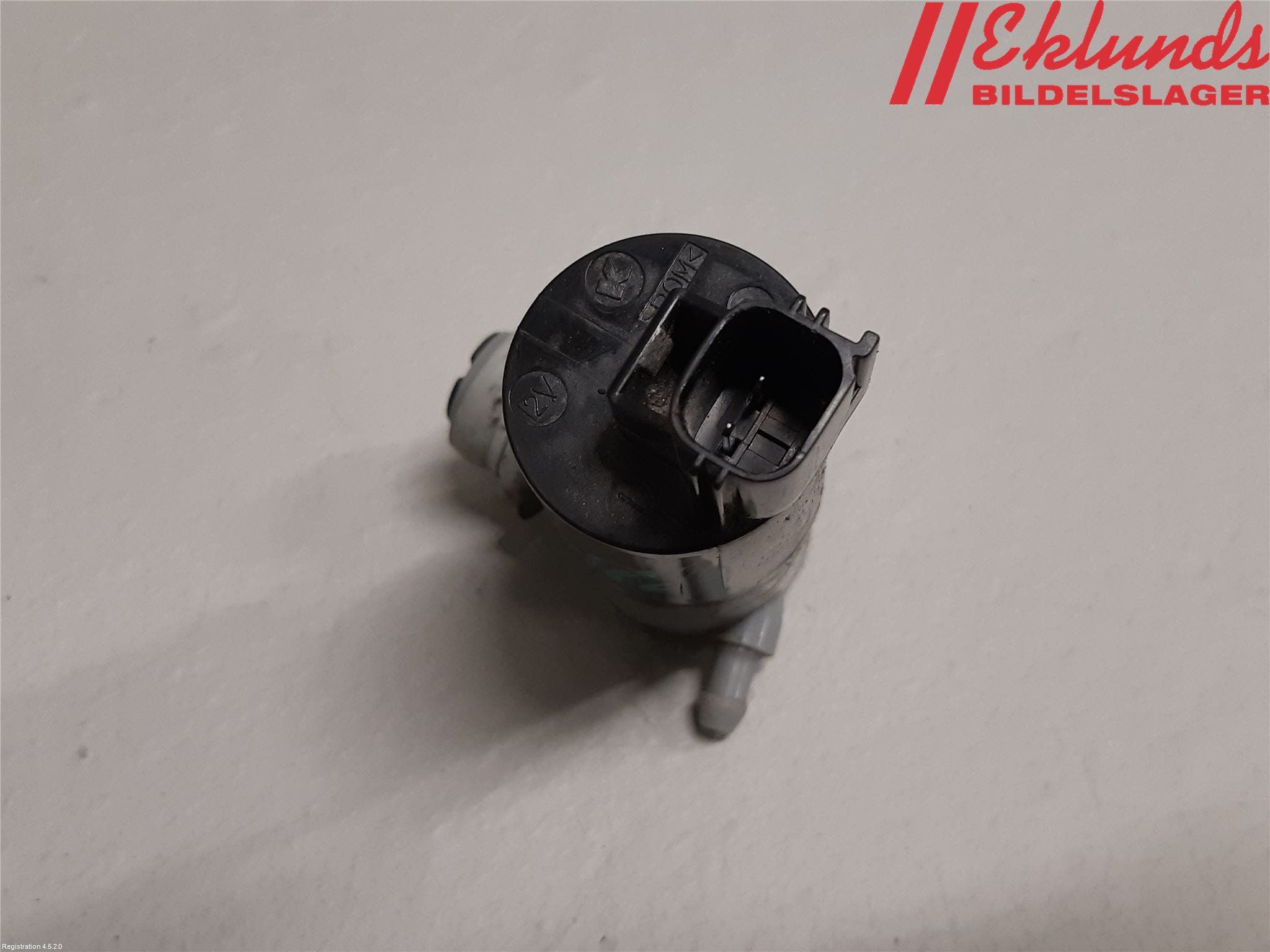 Volvo V90 17->> Spolarpump Högtryck