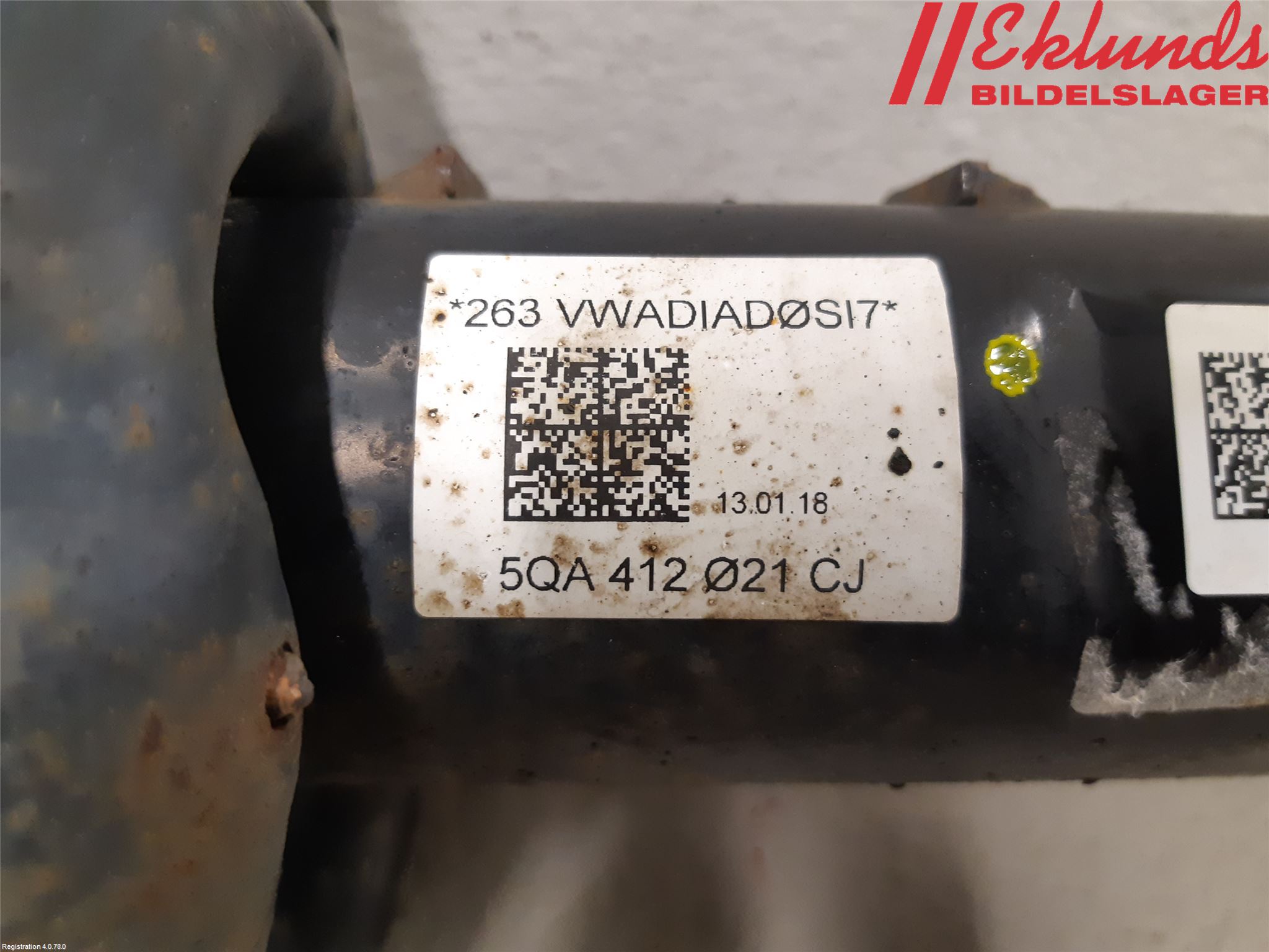 Volkswagen VW TOURAN 16- Fjäderben Fram Höger