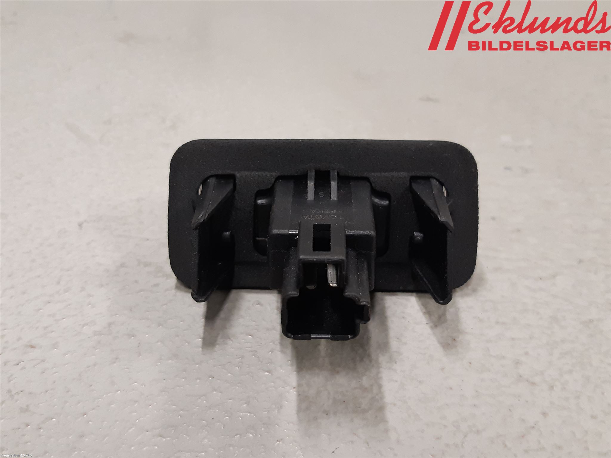 Toyota AURIS 13-19 Skylt Belysning