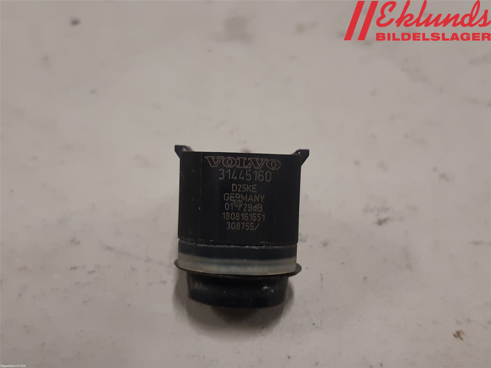 Volvo V60 CROSS COUNTRY 16-18 Parkeringshjälp Backsensor
