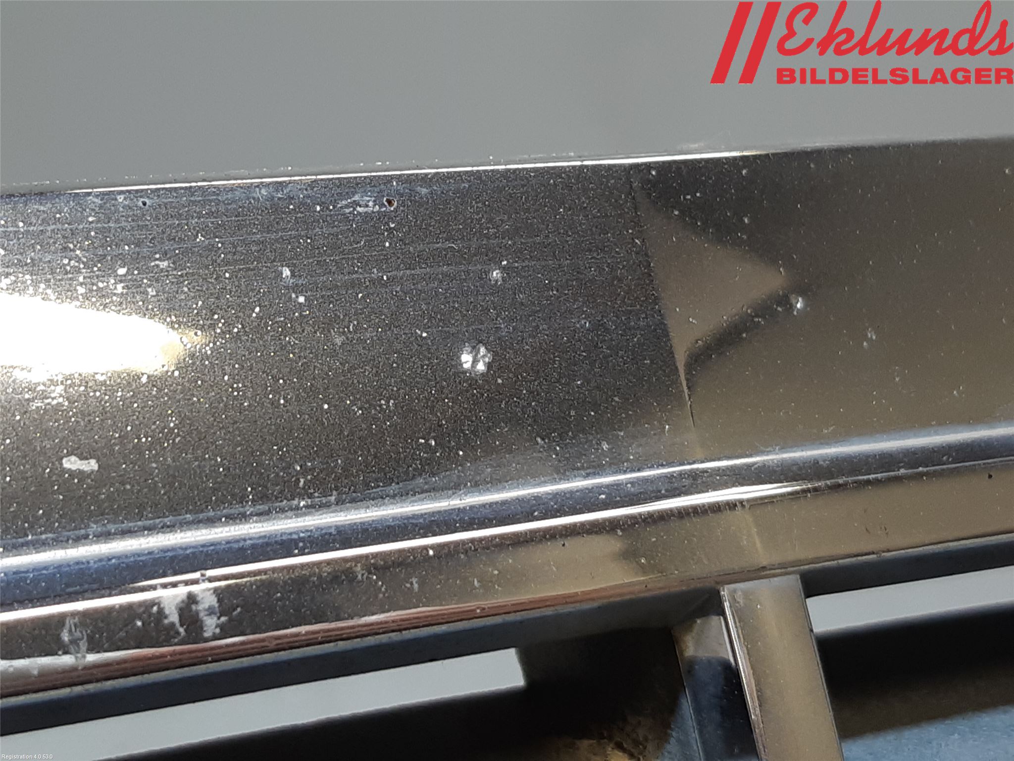 Mercedes-Benz MB C (203) 00-07 Grill Komp