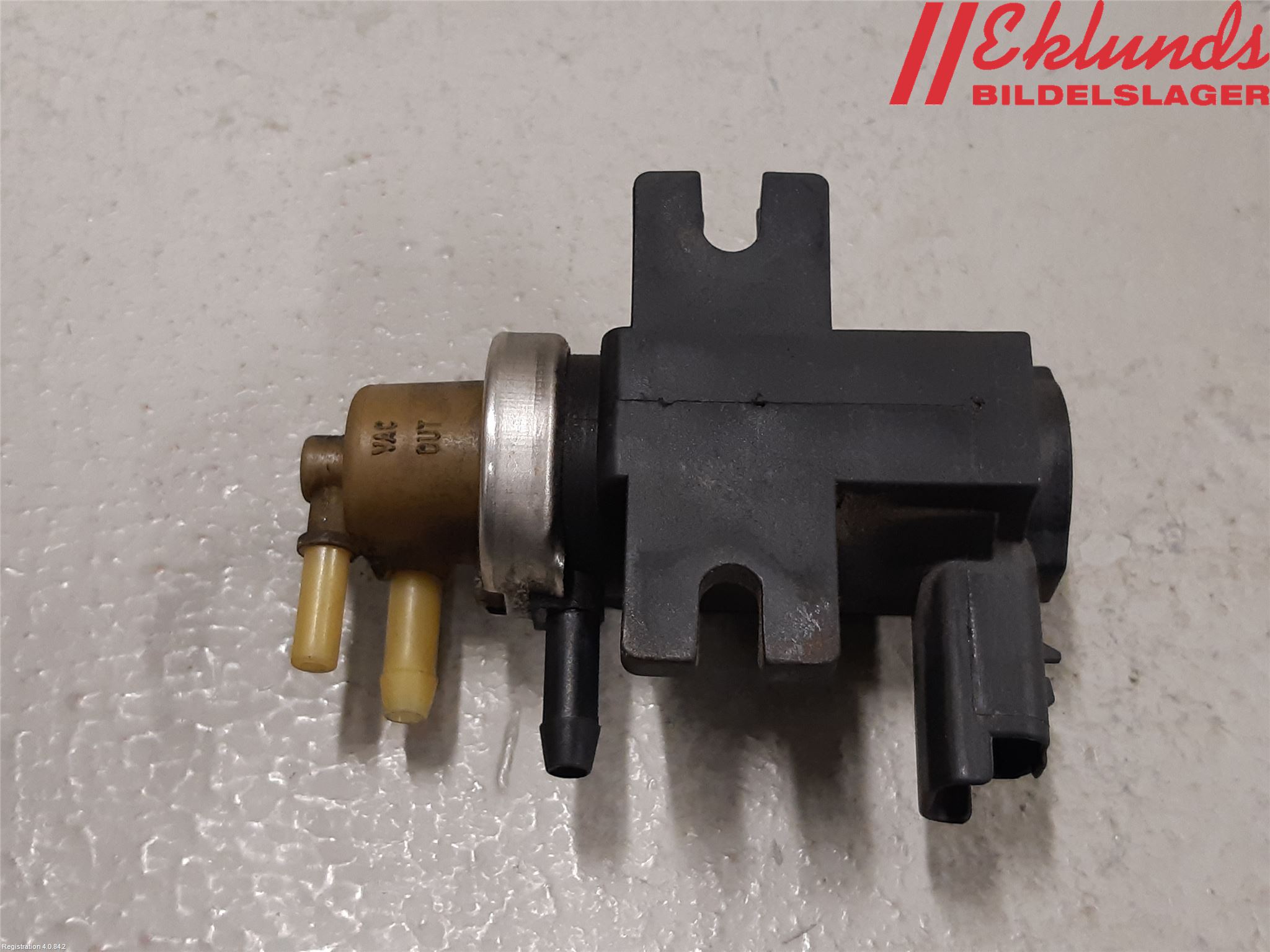 Ford FOCUS 11-14 Vakuumventil