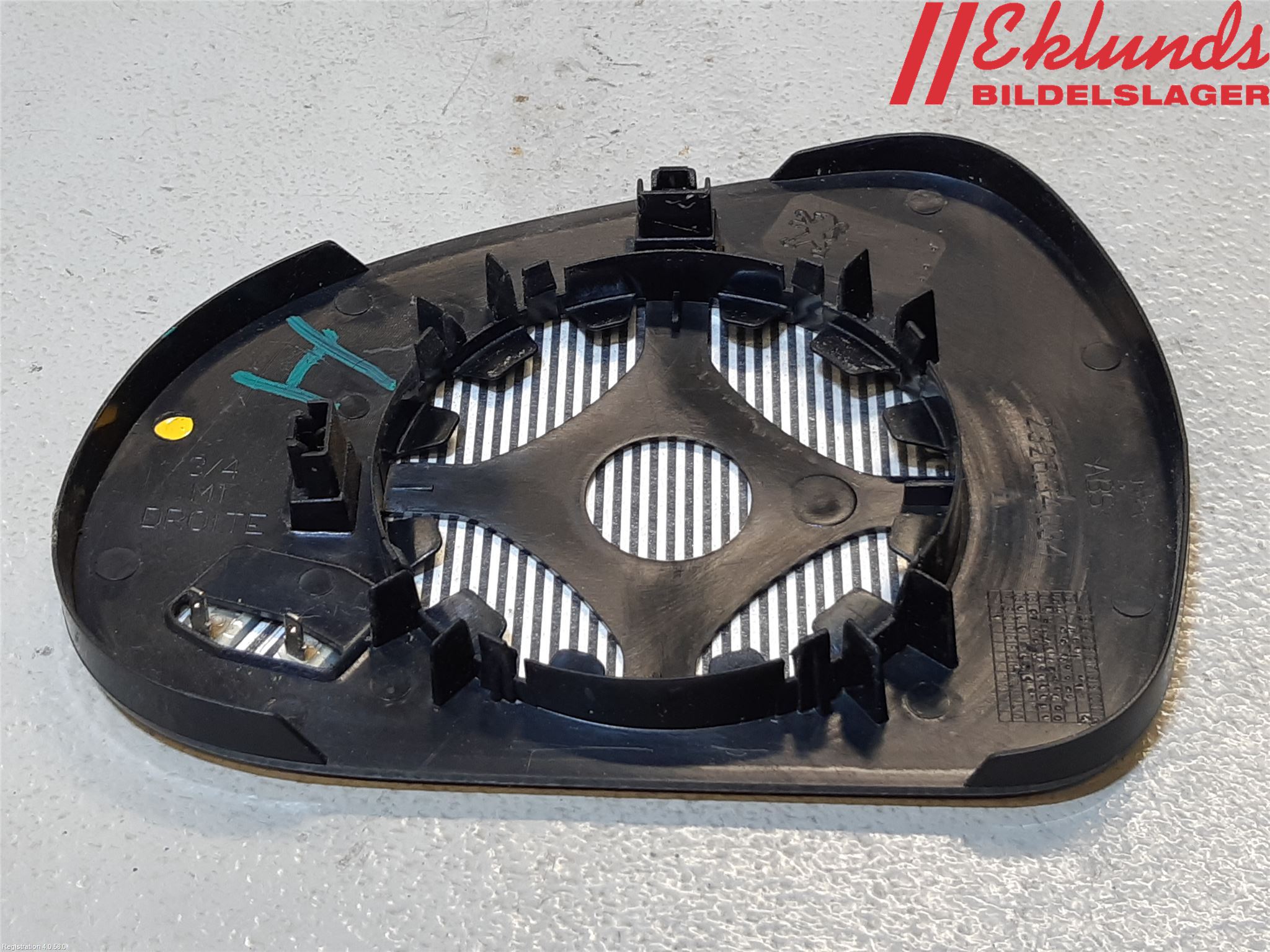 Peugeot 207 Spegelglas Hö