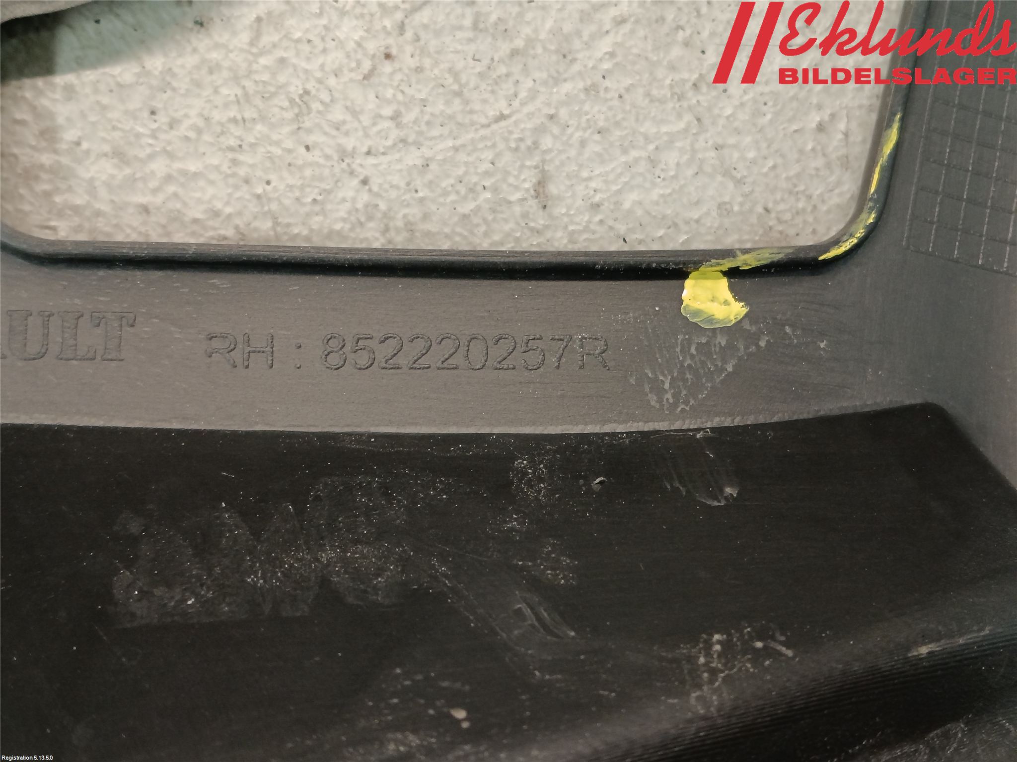 Renault CAPTUR 13-19 Stötfångarfäste Bak Hö