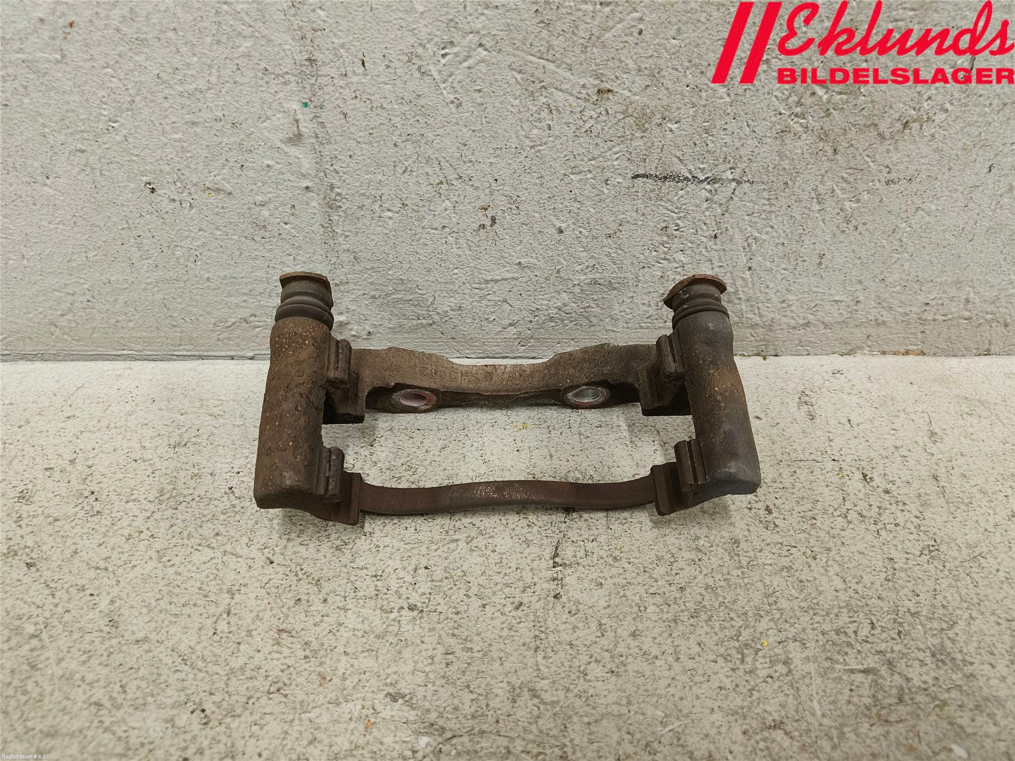 Peugeot 208 12-15 Bromsokshållare