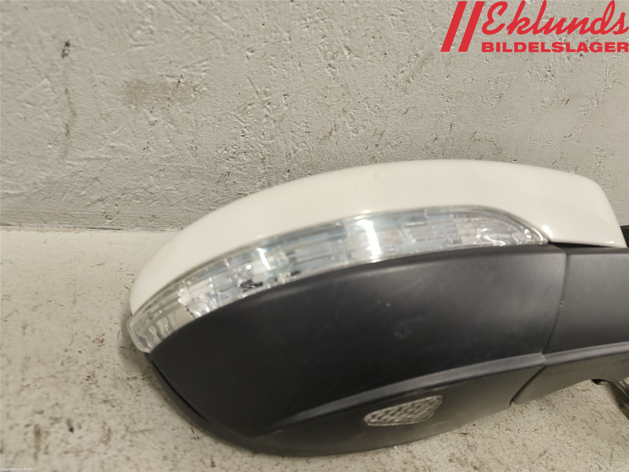 Volkswagen VW PASSAT 11-14 Spegel Yttre El Hö