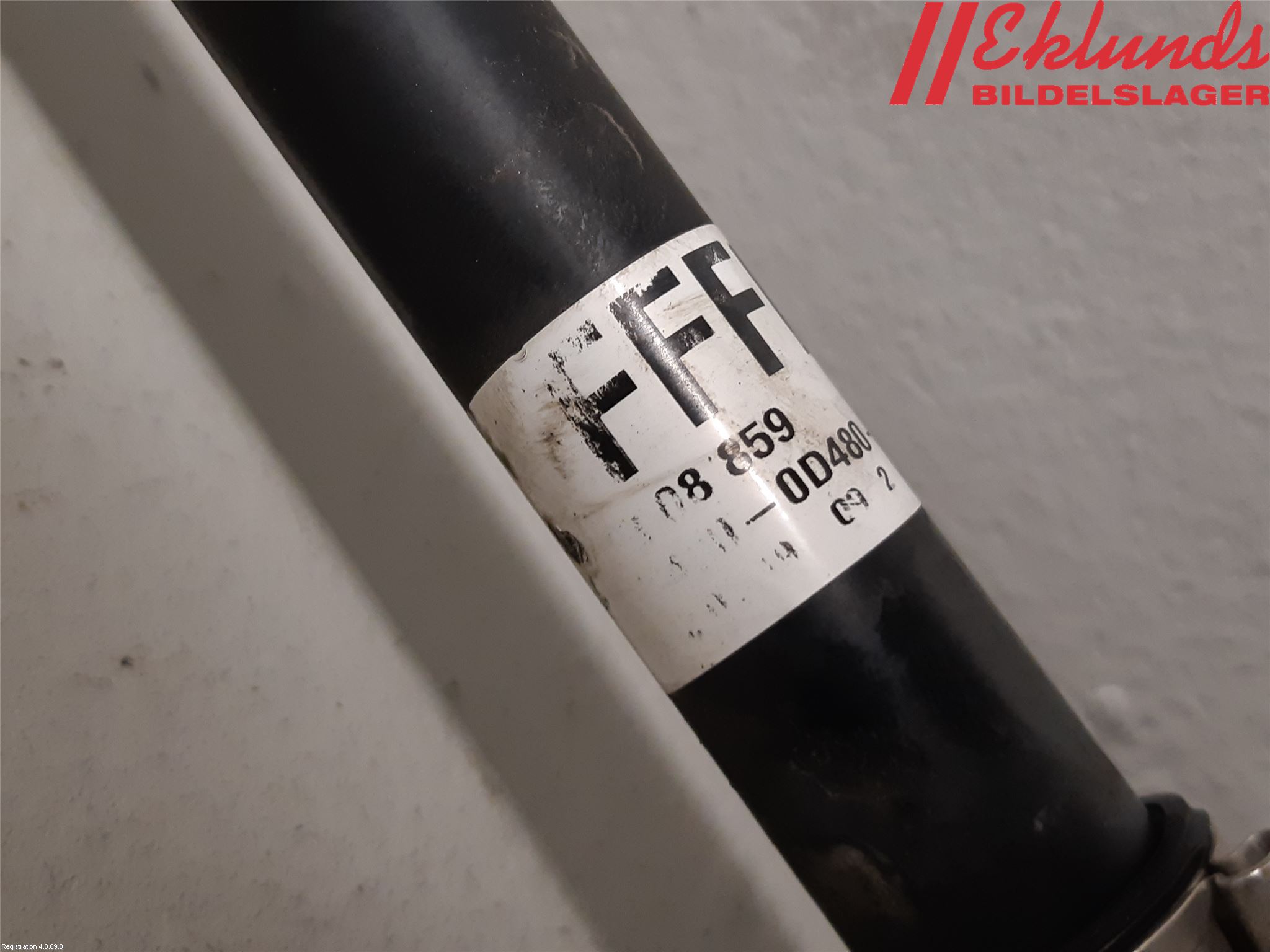 Toyota YARIS XP130 15-20 Drivaxel Fram Vänster