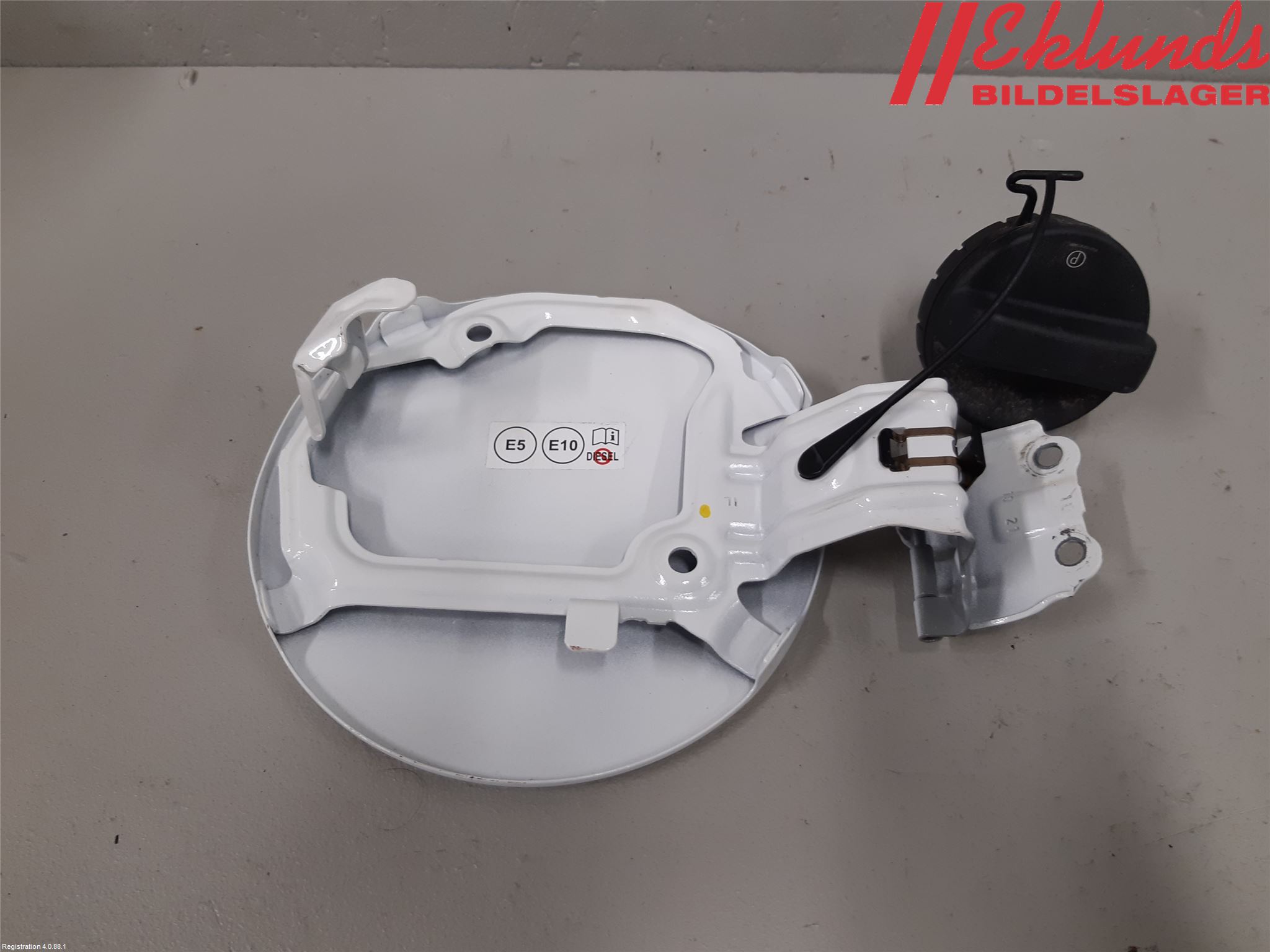 Toyota YARIS XP21 20- Tanklucka