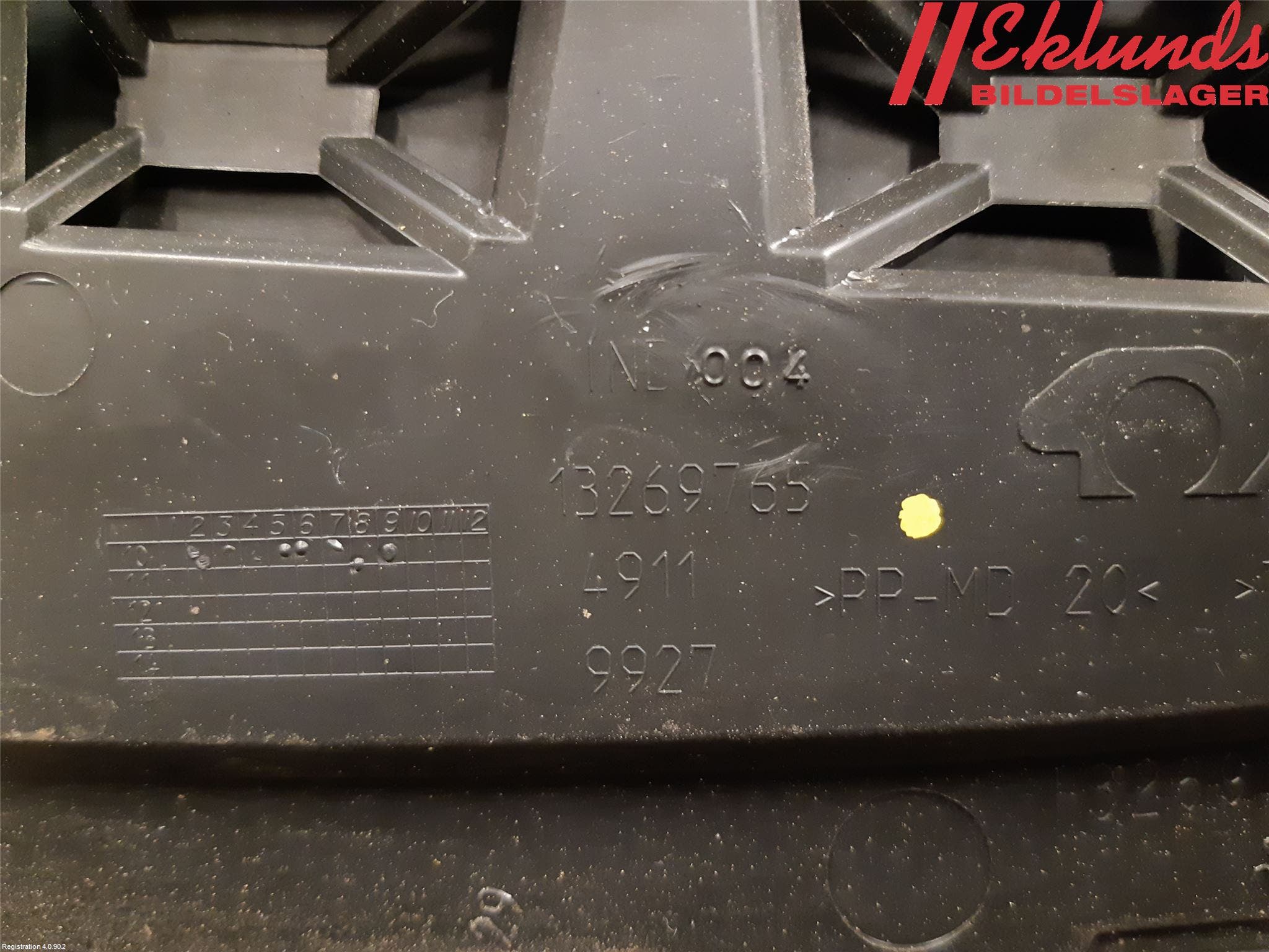 Opel MERIVA B 10-17 List Fram-Huv-Front