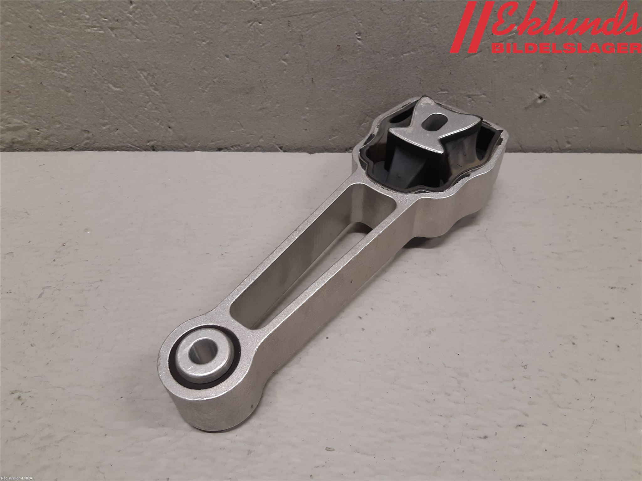 Volvo V70 08-13 Motorfäste