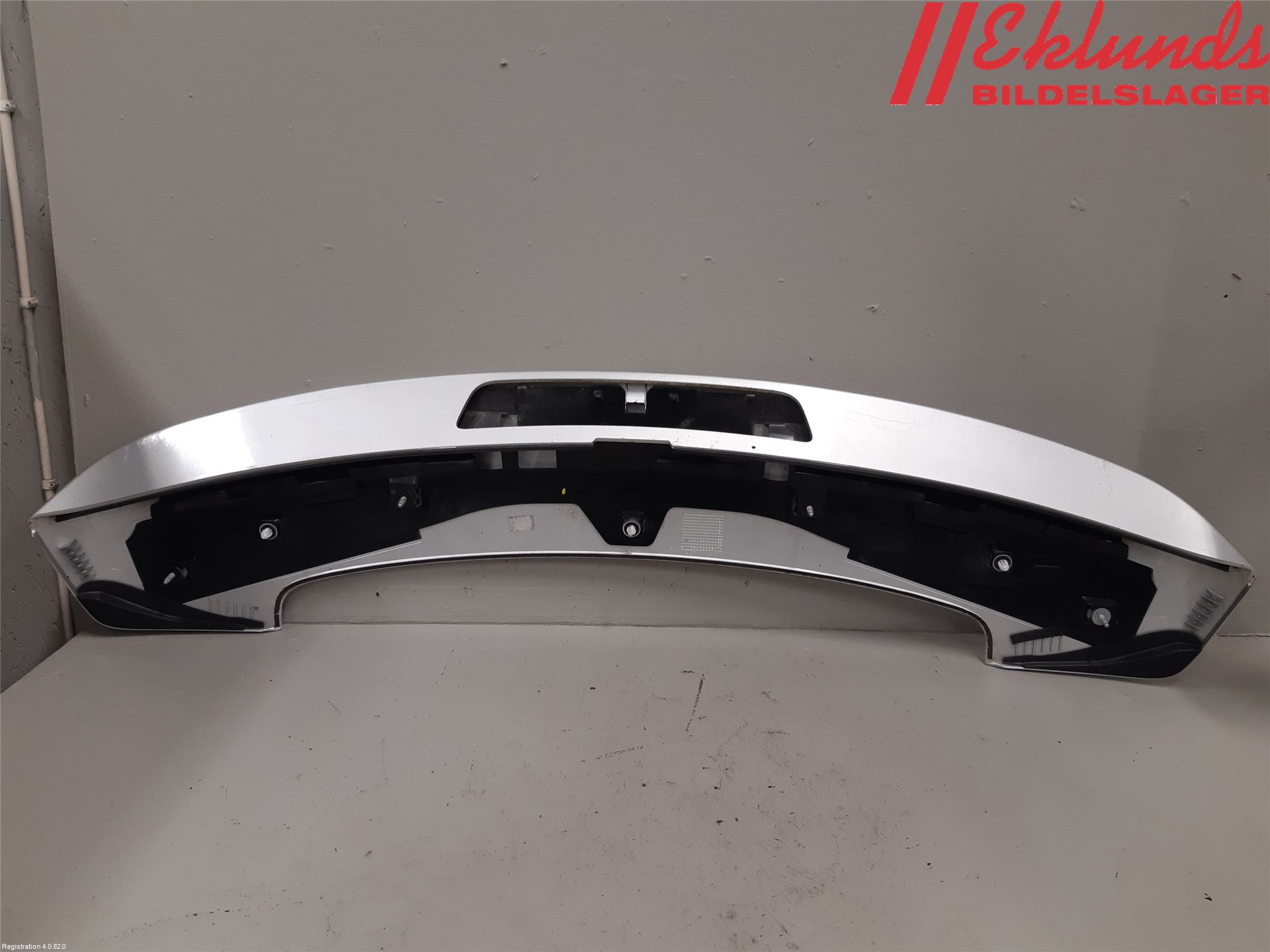 Toyota AVENSIS 09-15 Spoiler Baklucka