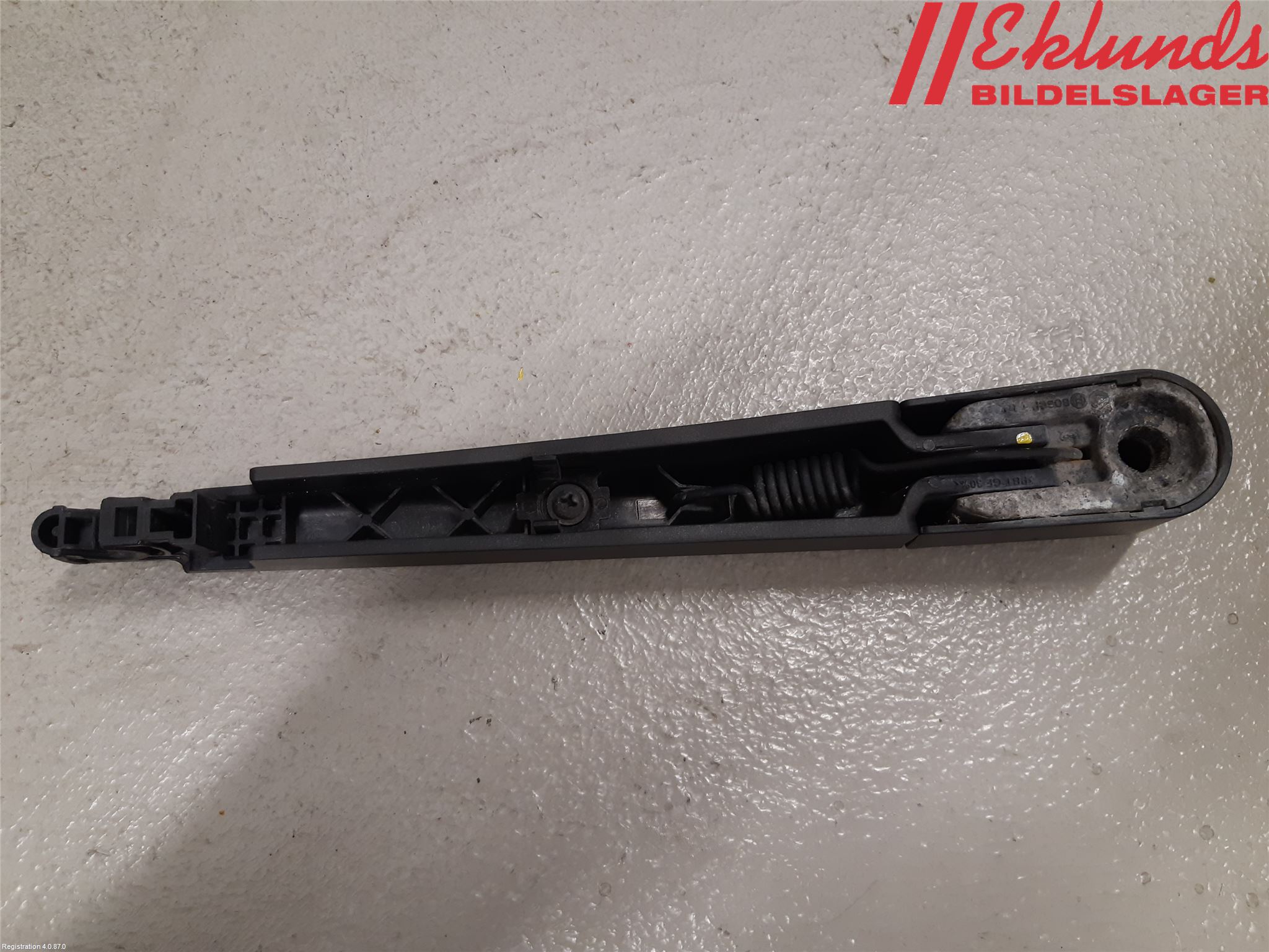 Kia SPORTAGE (QL) 16-21 Torkararm-Bakruta