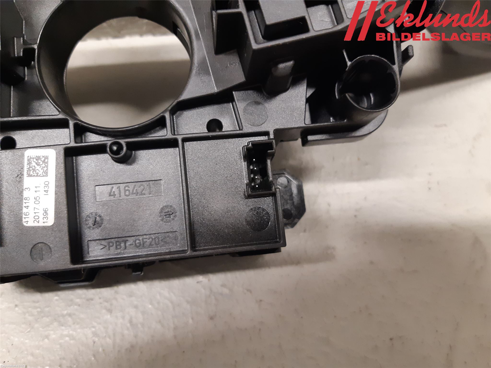 BMW 5 G30/G31/F90 17-23 Spakcentral