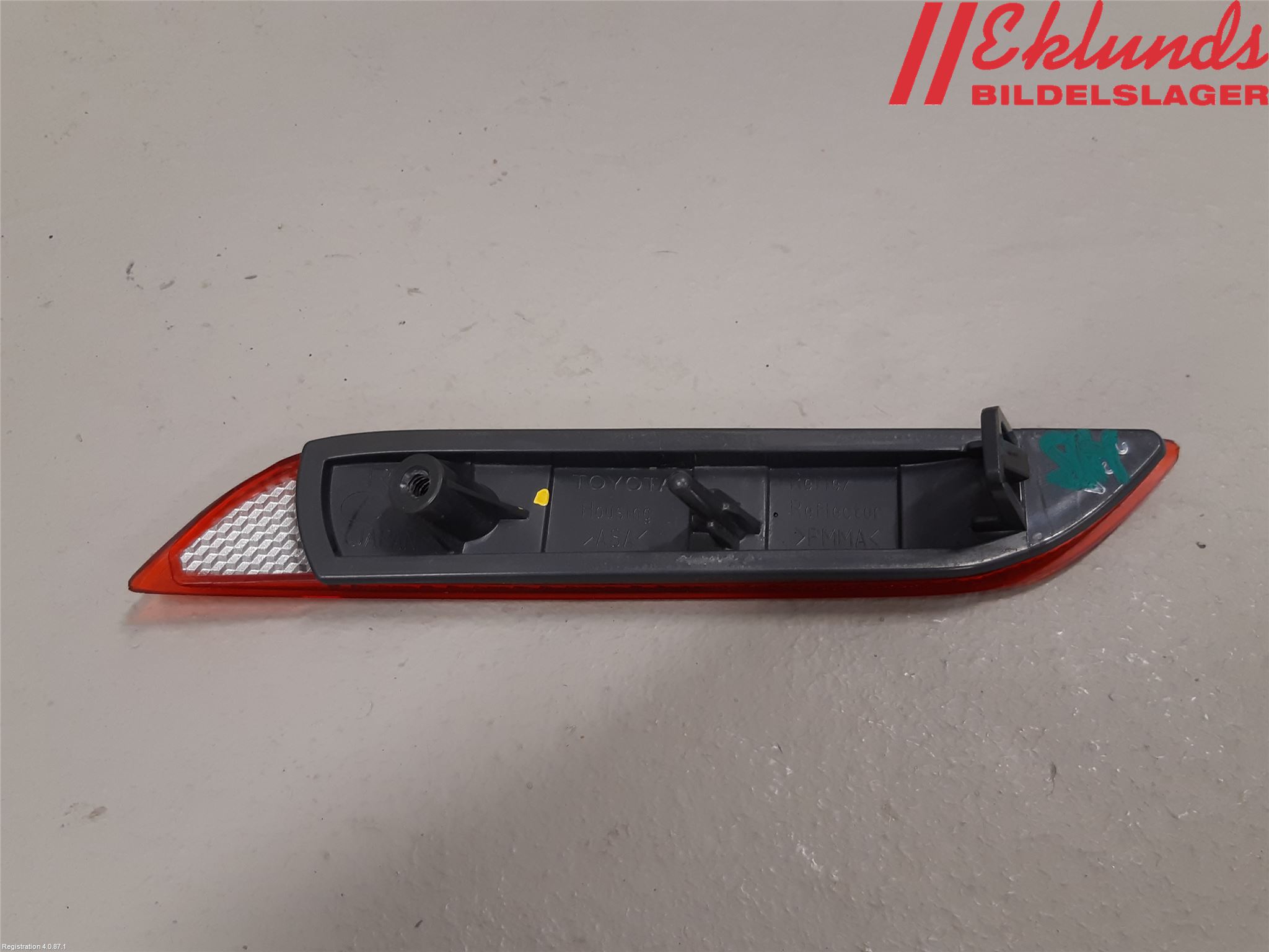 Toyota YARIS XP21 20- Dimljus/Reflex Bak