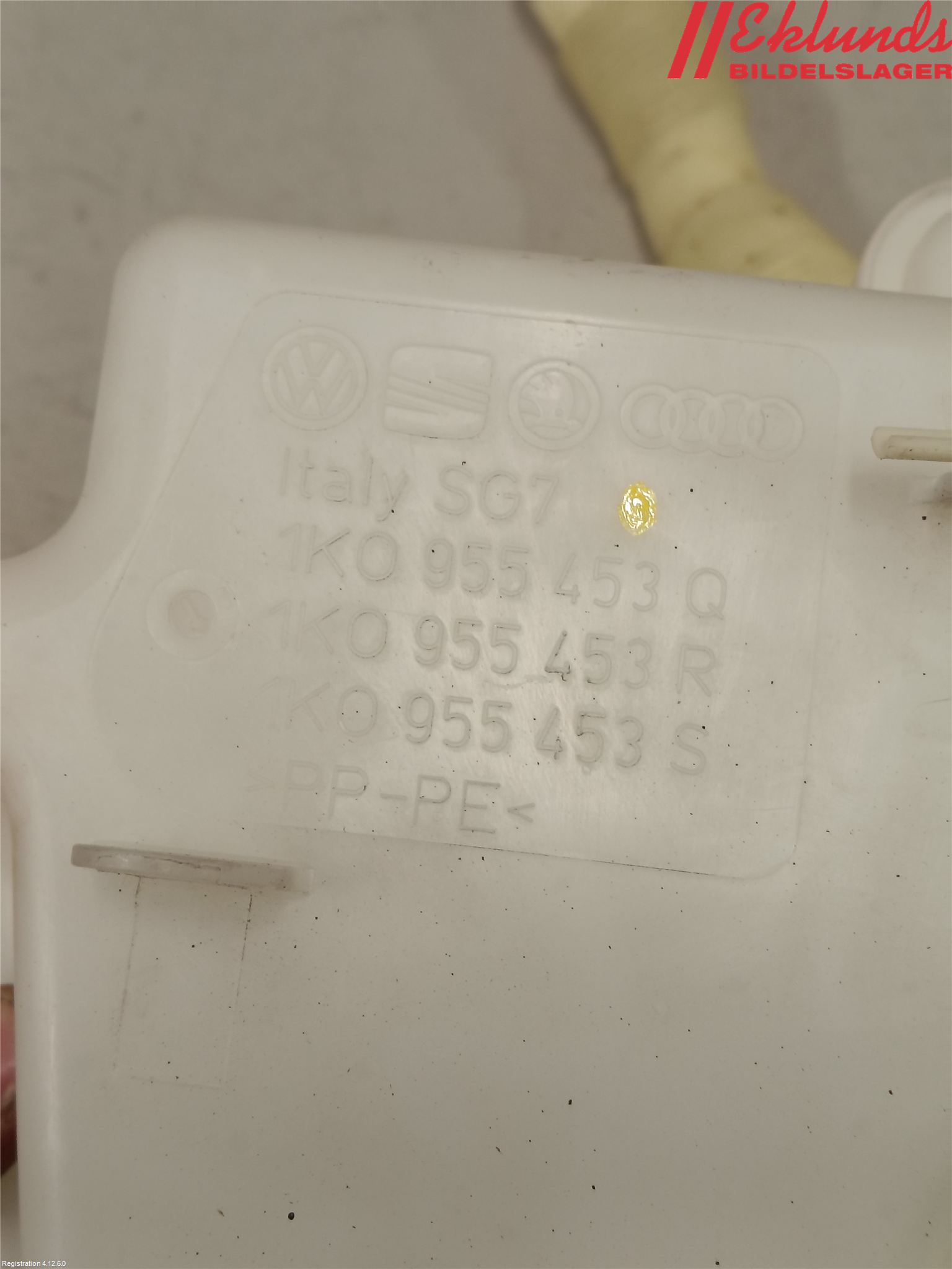 Audi A3/S3 05-13 Spolartank Vindruta-Strål