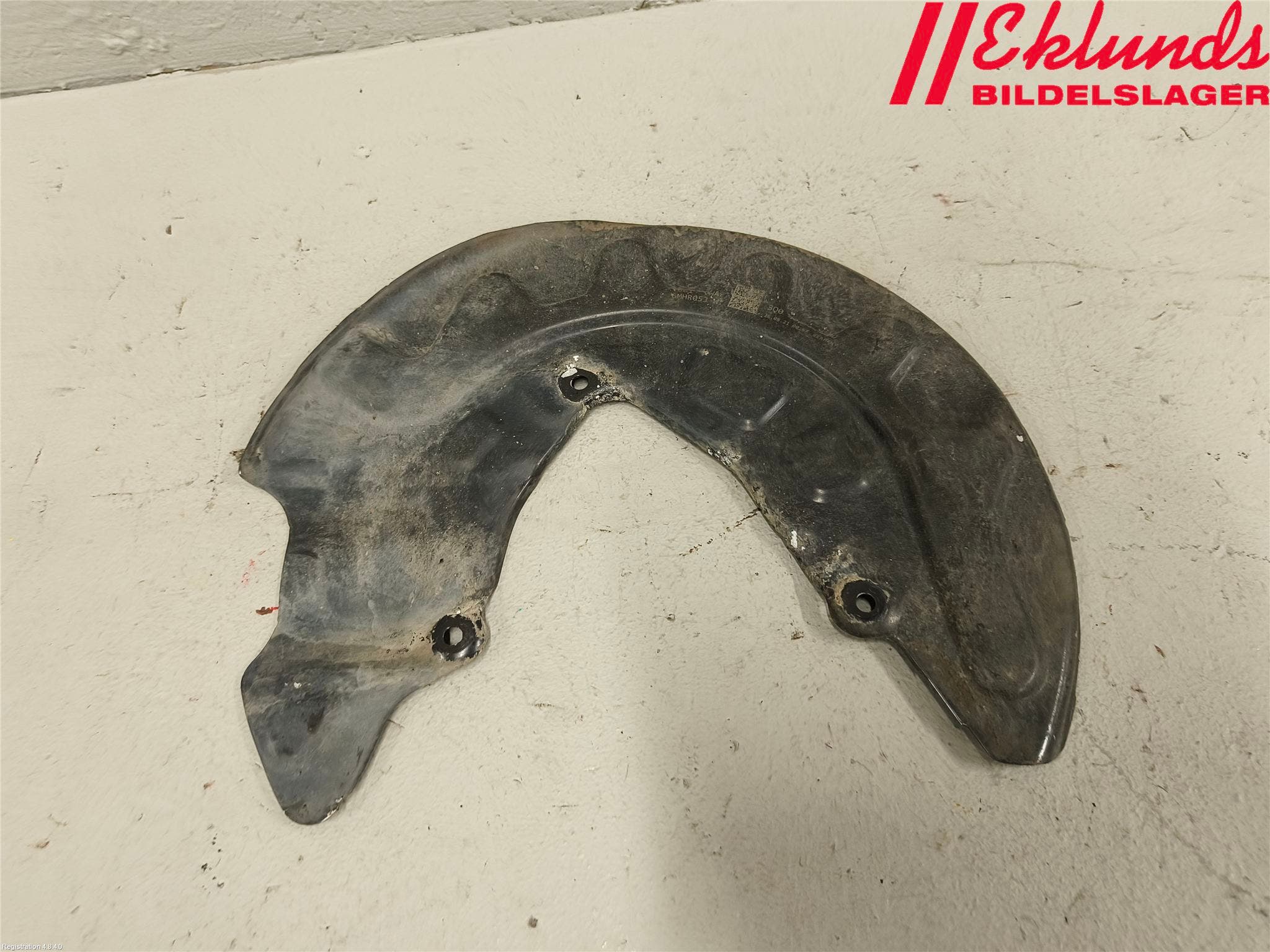 Volkswagen VW T-ROC 18- Bromssköld Fram