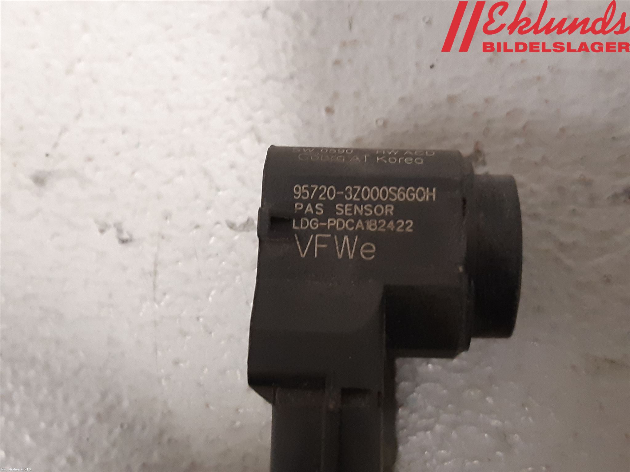 Hyundai i40 08-15 Parkeringshjälp Frontsensor