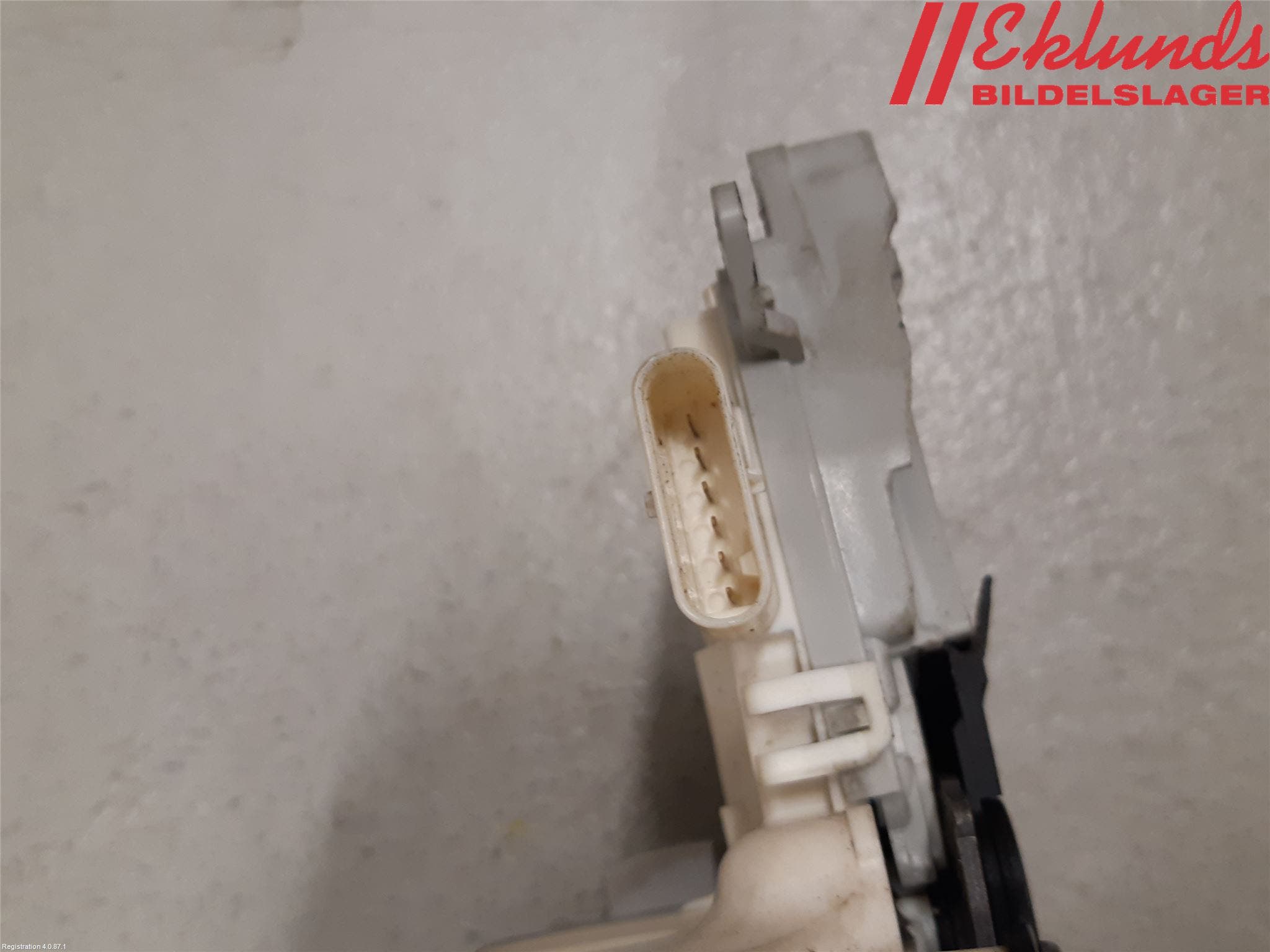 Audi A4 12-15 Låskista-Dörrlås