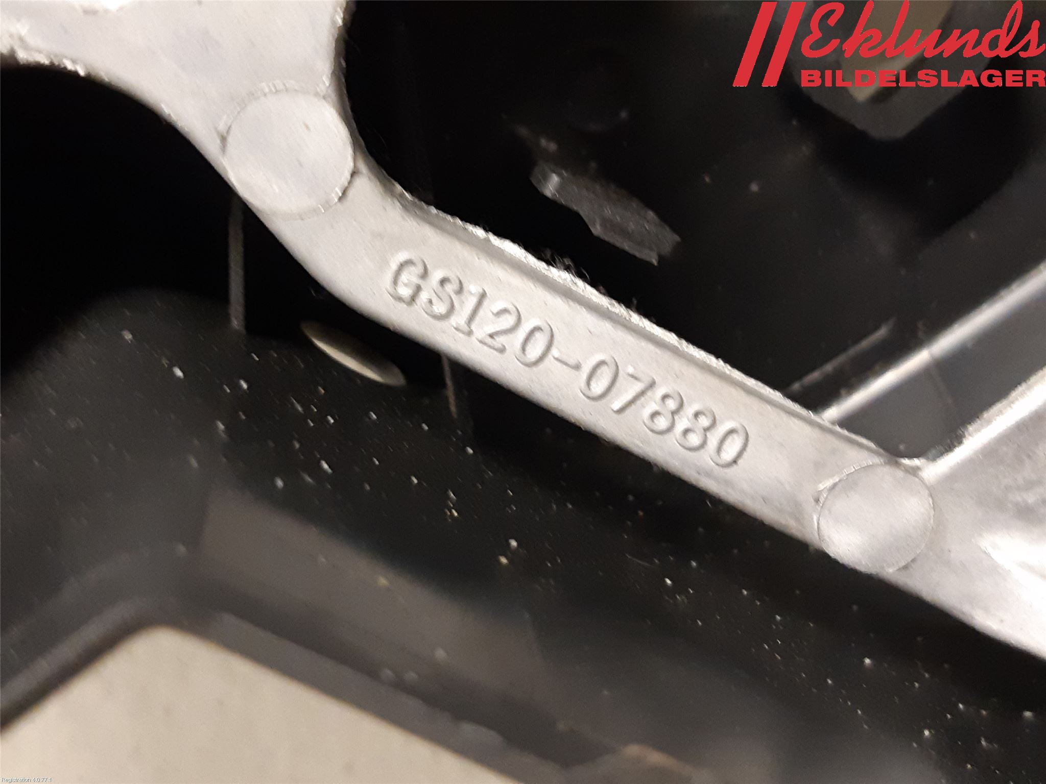 Toyota RAV4 19- Ratt