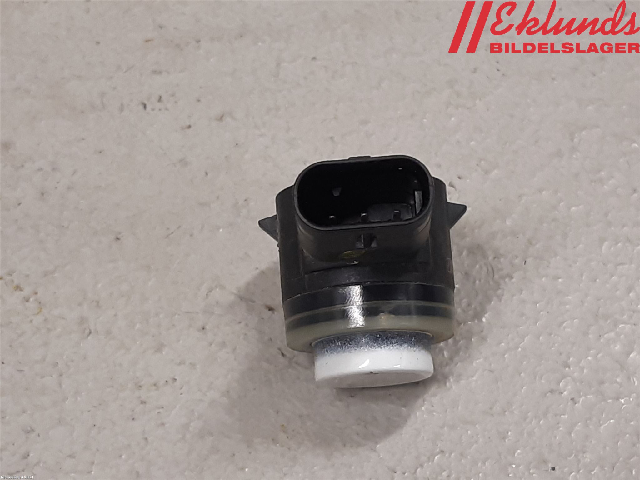 Volkswagen VW PASSAT 15-19 Parkeringshjälp Frontsensor