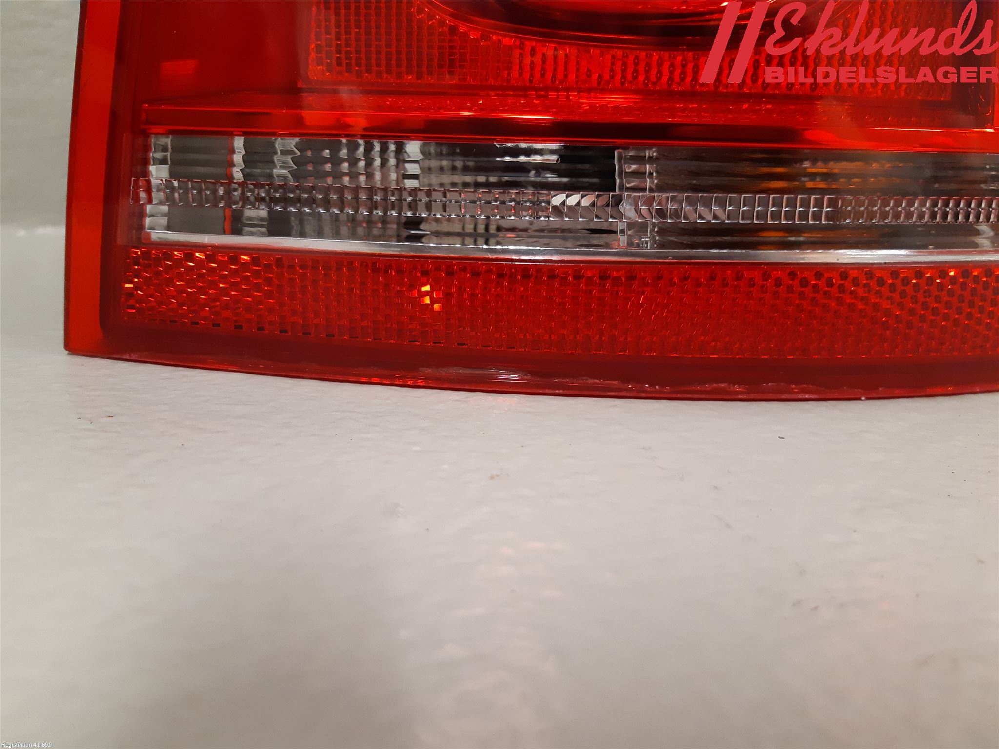 Volkswagen VW PASSAT 11-14 Bakljus Höger