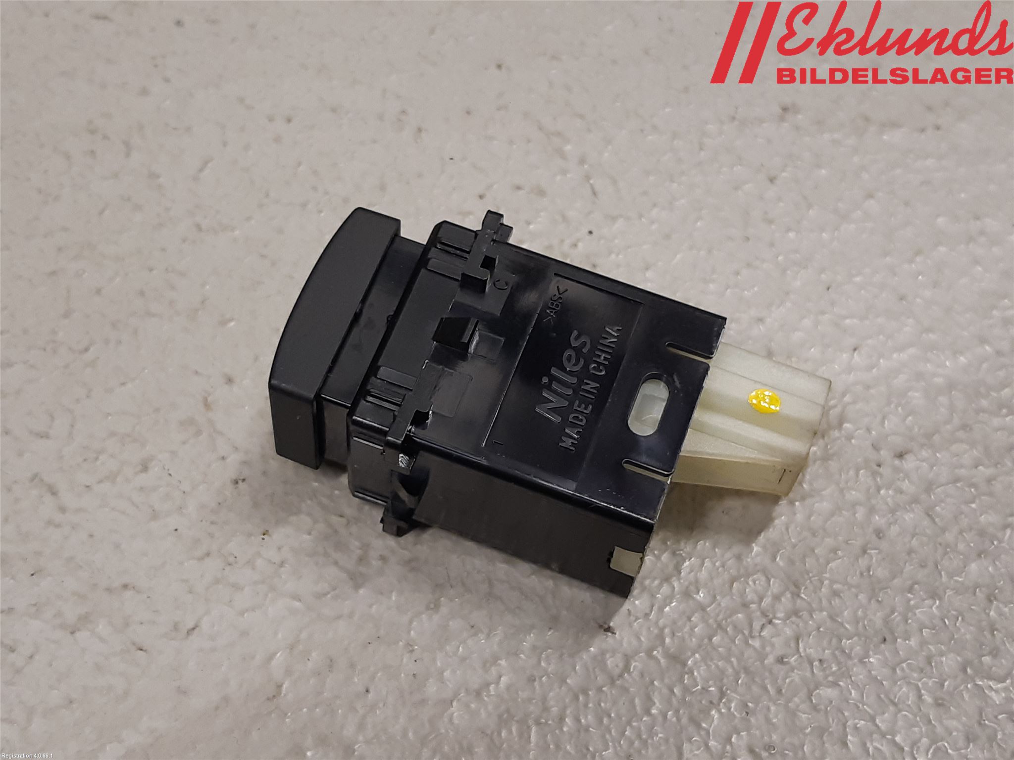 Subaru OUTBACK 15-20 Strömställare Baklucka