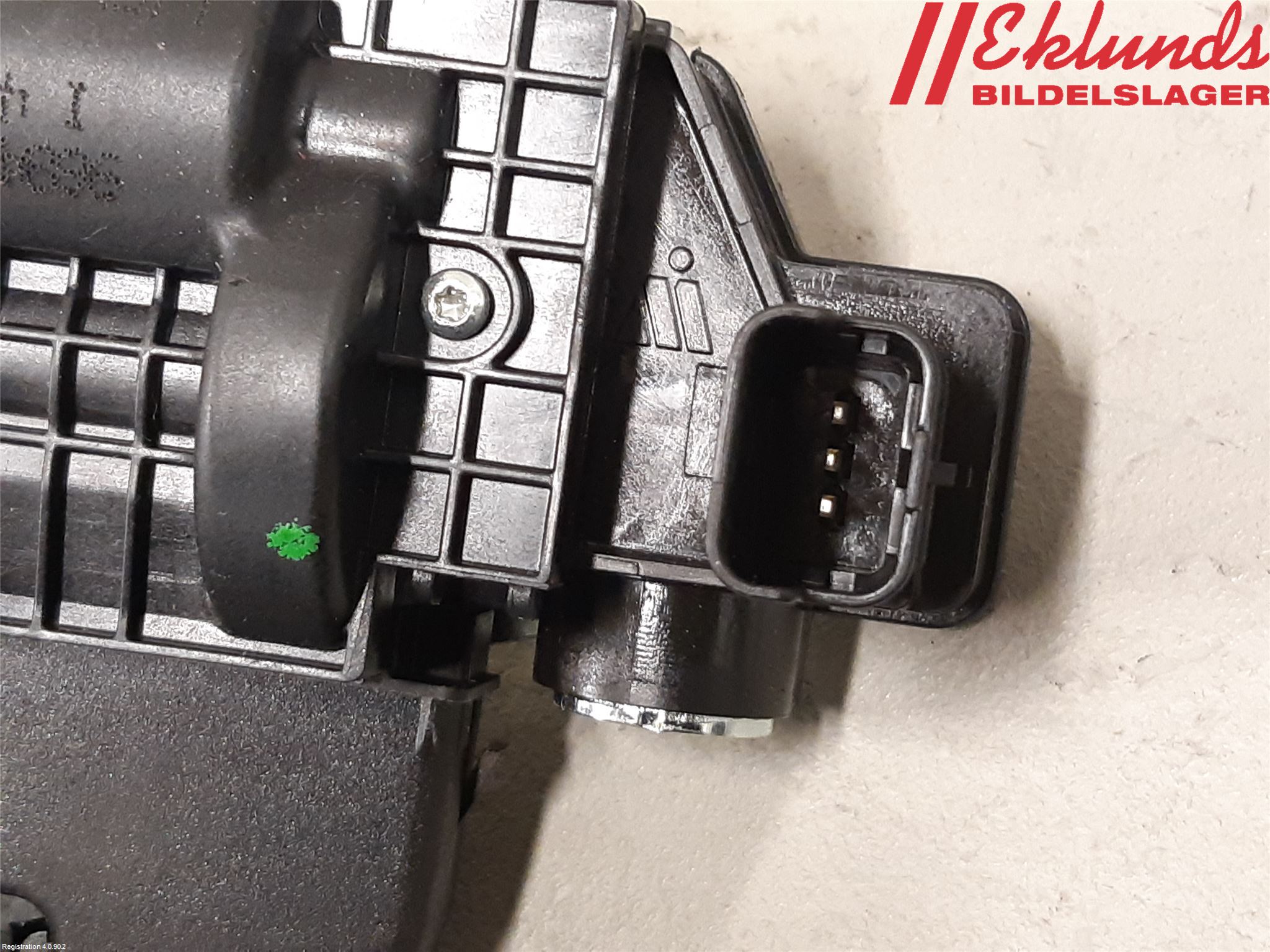 Peugeot 2008/E-2008 20- Låskista Baklucka