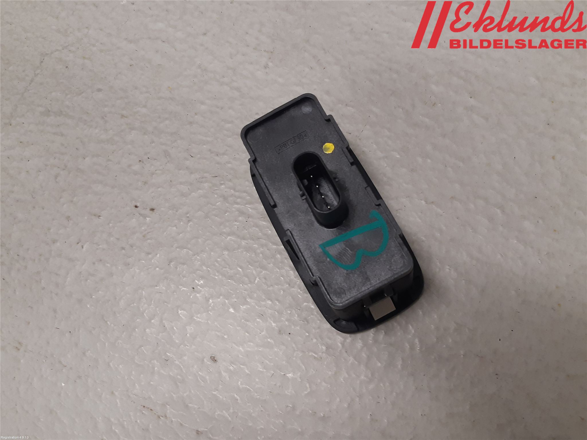 Volvo V90 17->> Strömställare Baklucka