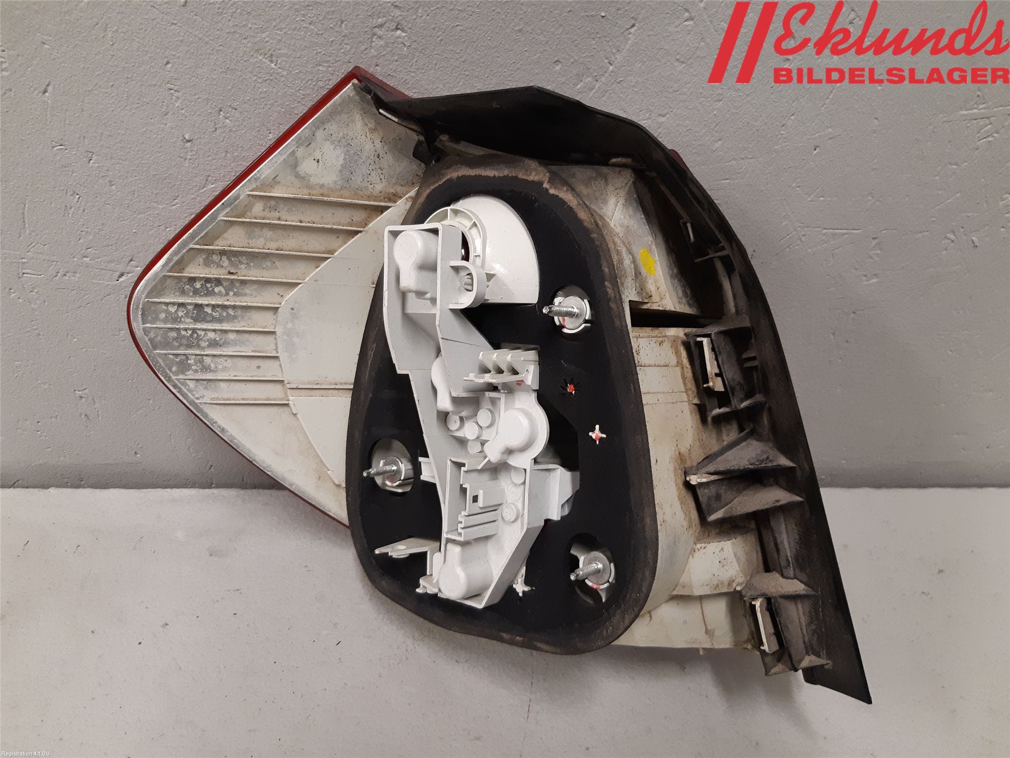 BMW 1 E87/81 5D/3D 03-11 Bakljus Höger