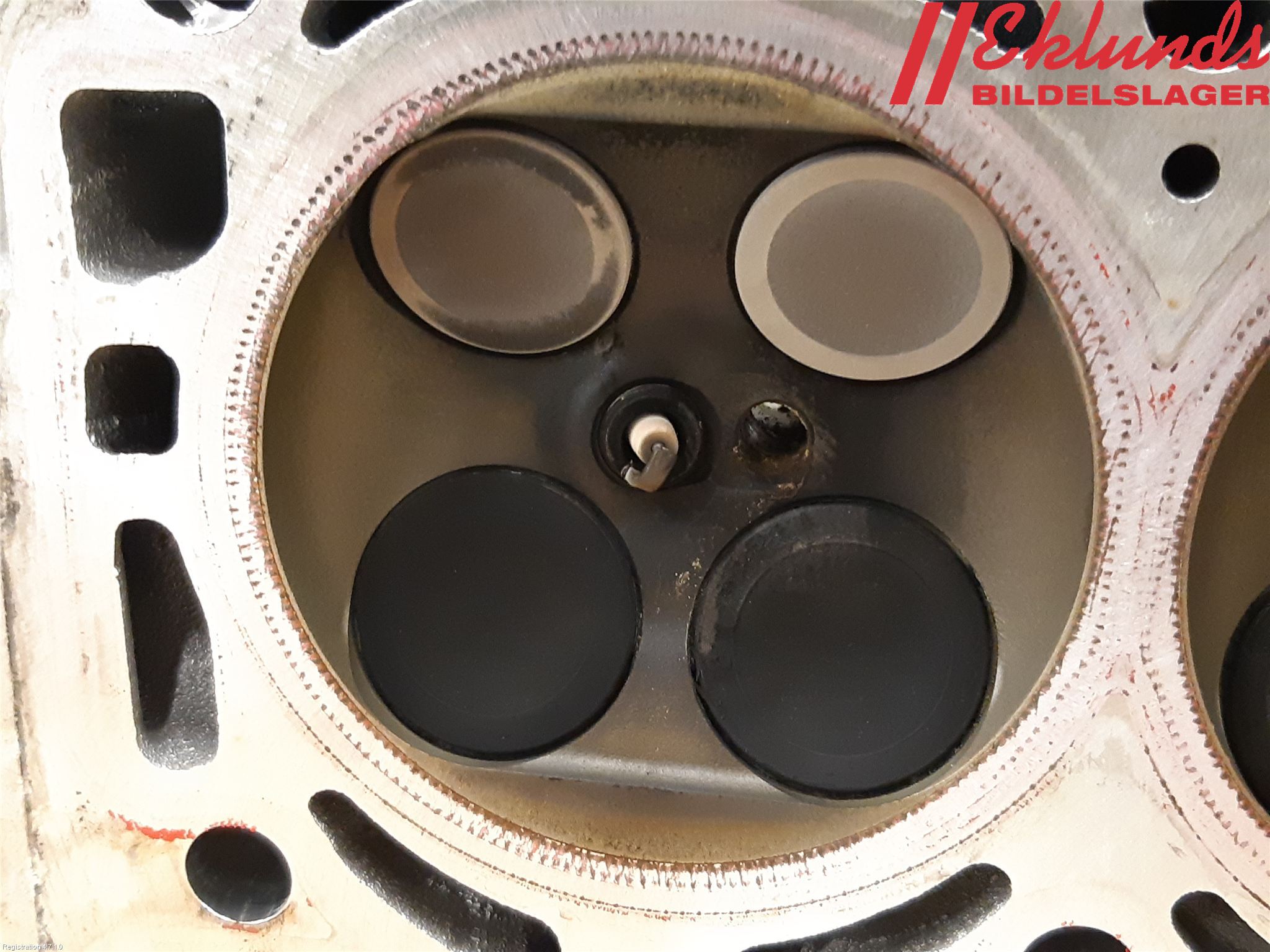 Volvo XC40/RECHARGE 18- Topplock Bensin