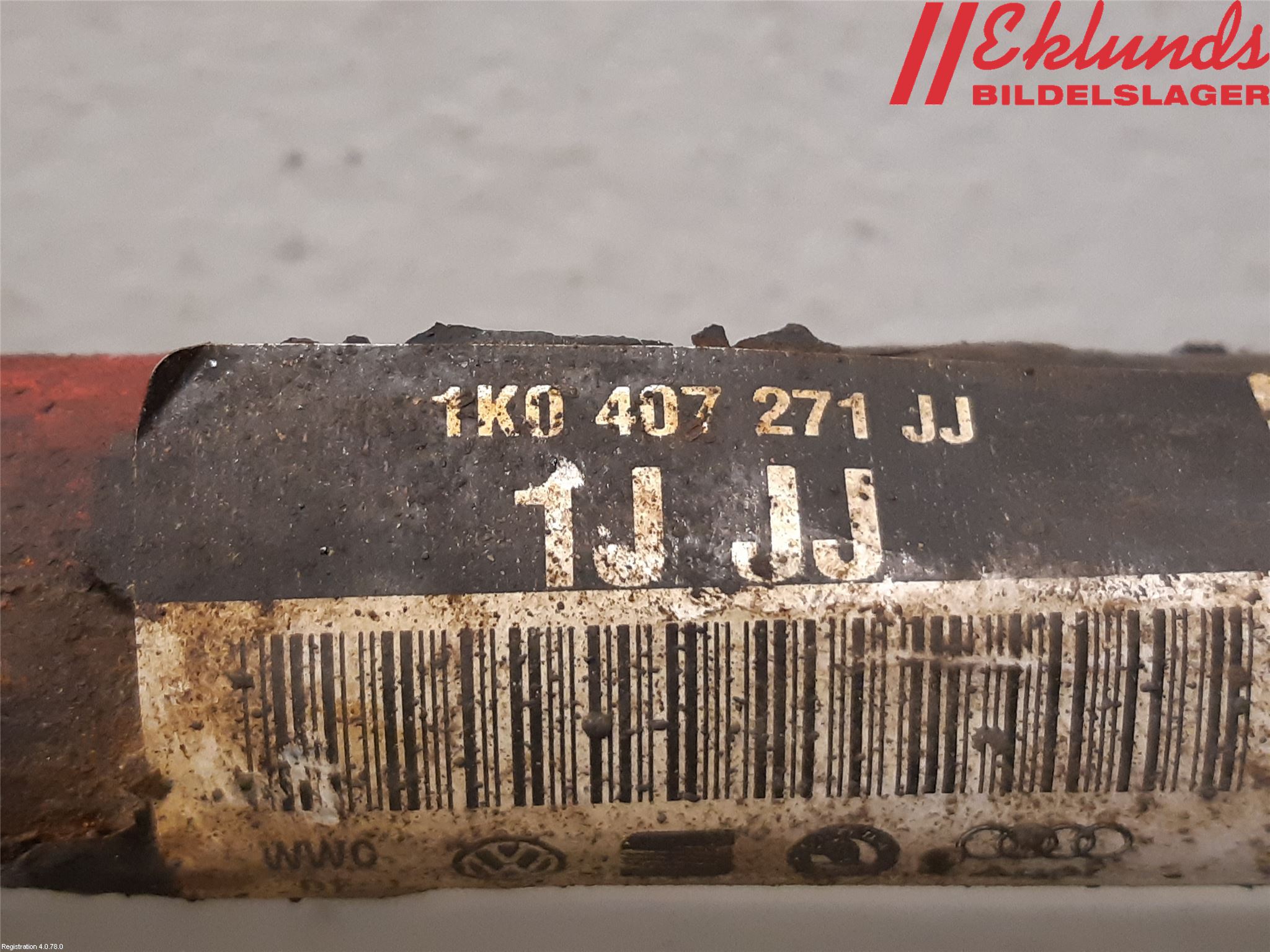 Volkswagen VW TOURAN 03-10 Drivaxel Fram Vänster