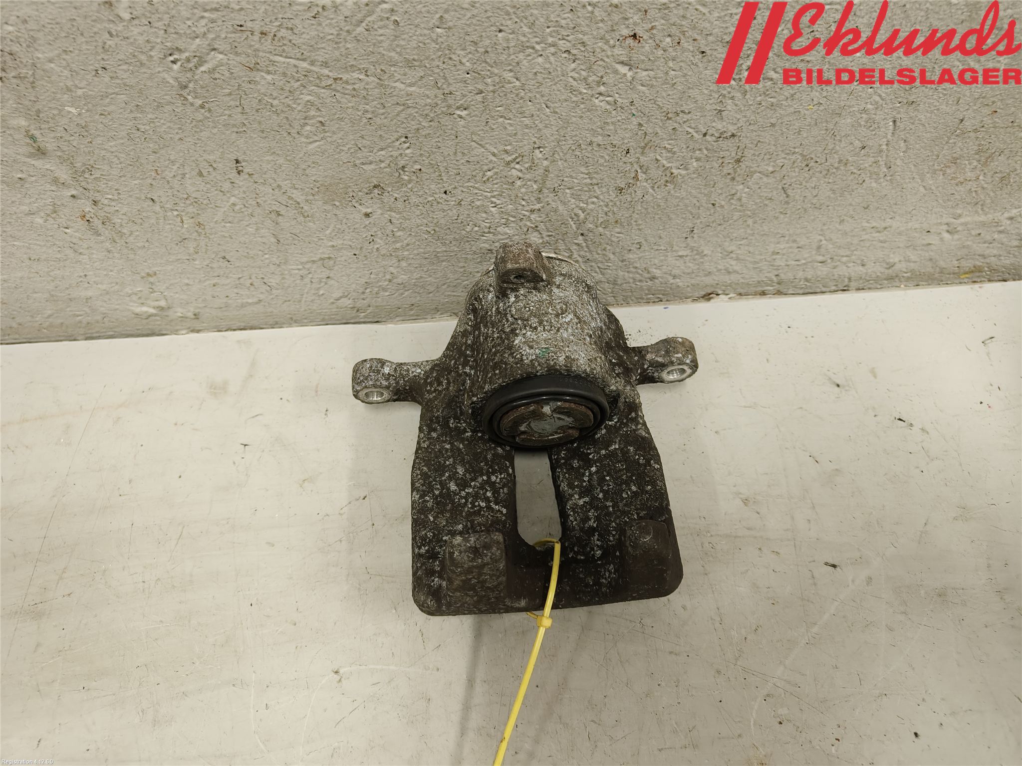 Volvo V60 14-18 Bromsok Bak Vänster