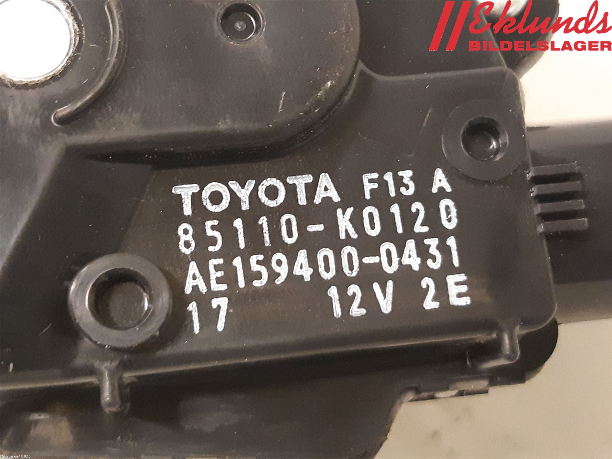 Toyota YARIS XP21 20- Torkarmotor Vindruta