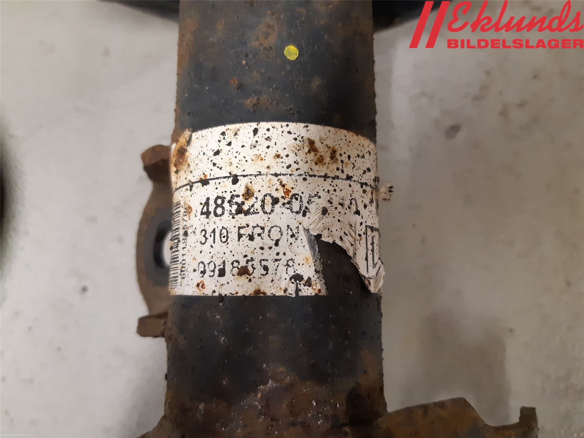 Toyota AVENSIS 09-15 Fjäderben Fram Vänster