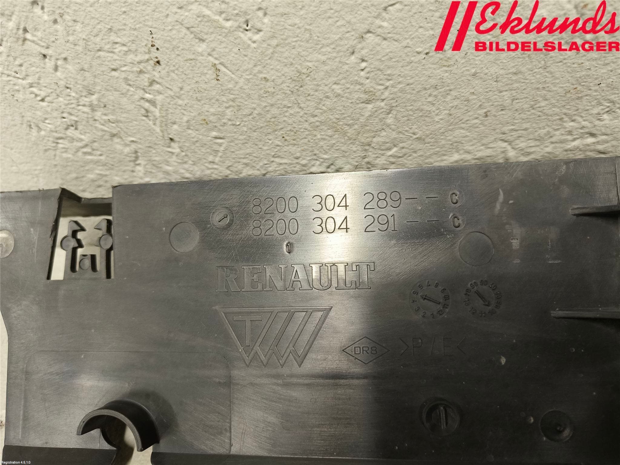 Renault CLIO III 09-12 Deflektor Plåt-Plast Kylning