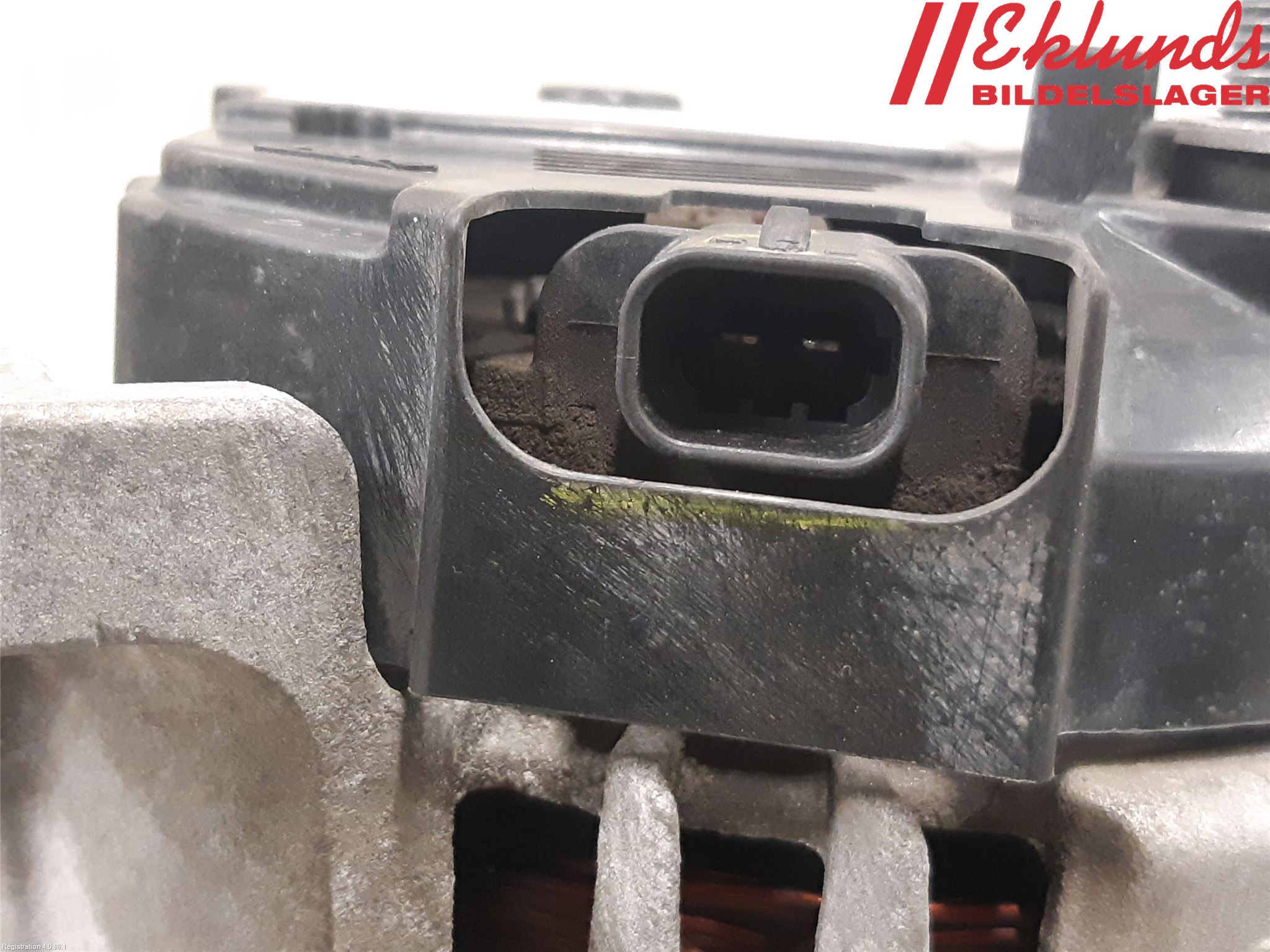 Opel CORSA D 07-14 Generator